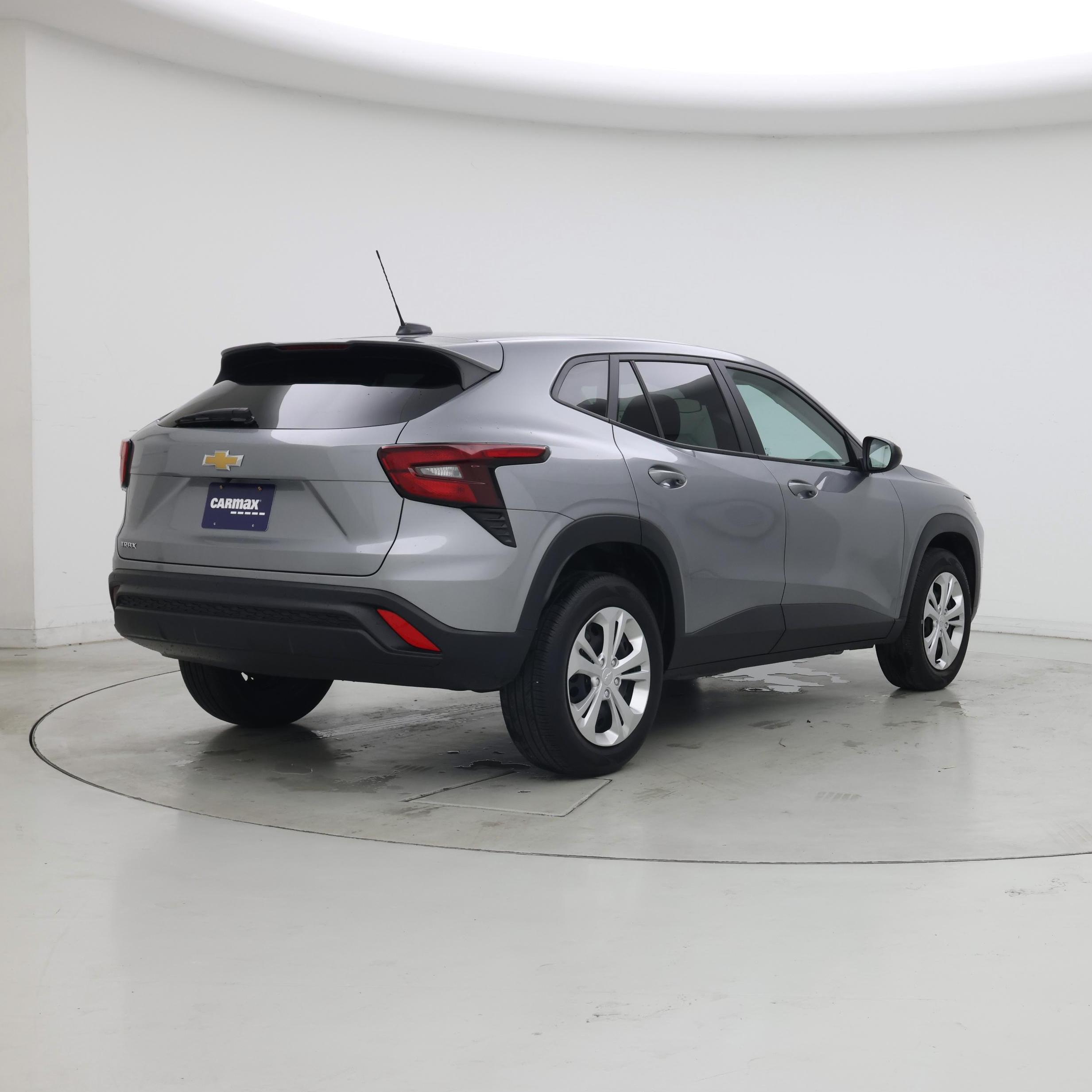 Thumbnail: 2024 Chevrolet Trax - 8