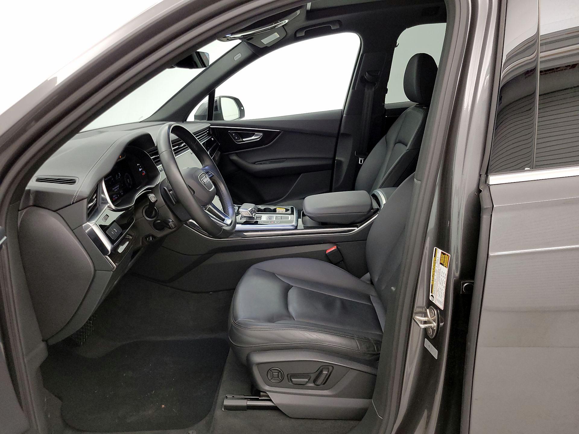 Thumbnail: 2023 Audi Q7 - 11