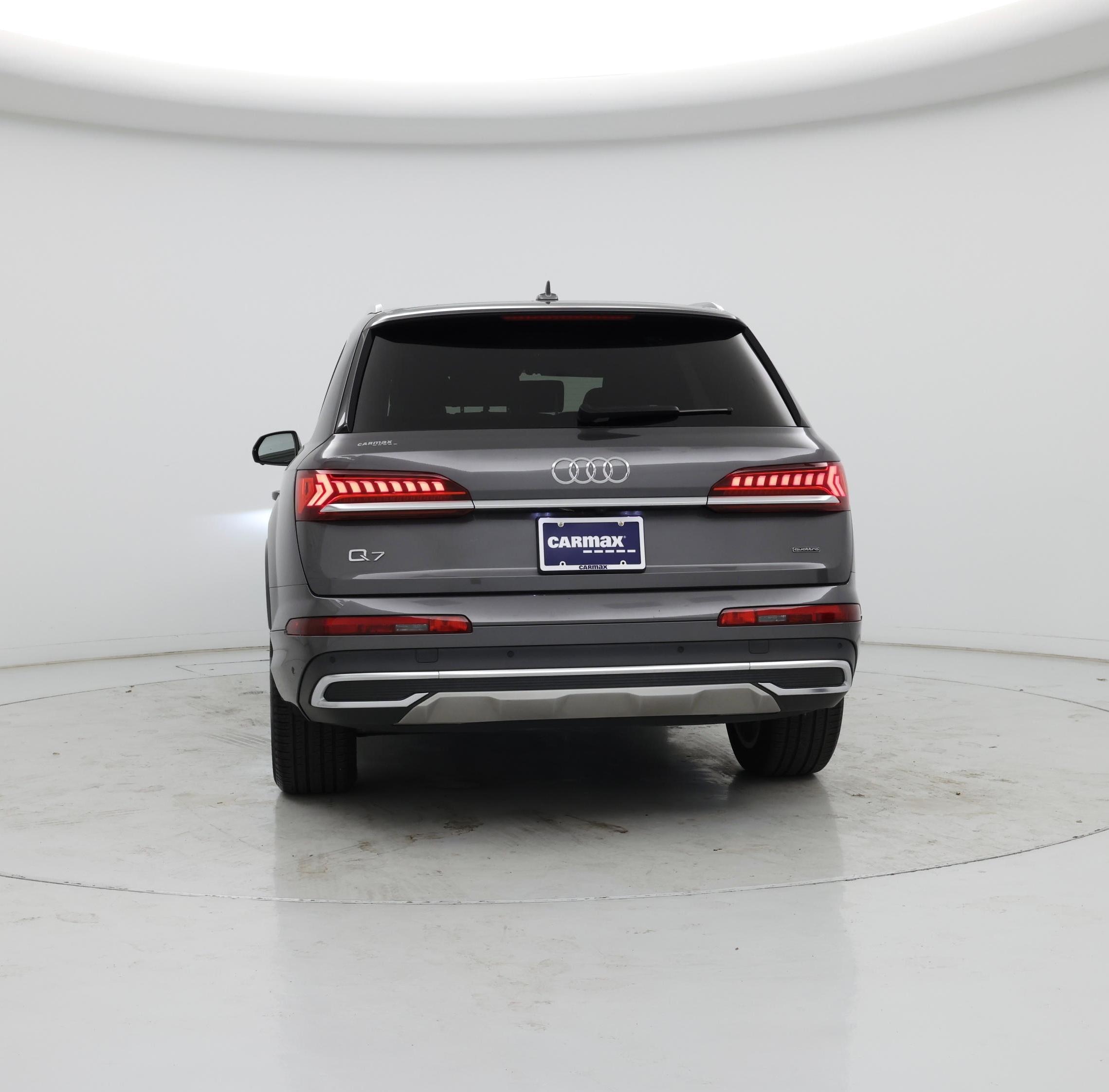 Thumbnail: 2023 Audi Q7 - 6
