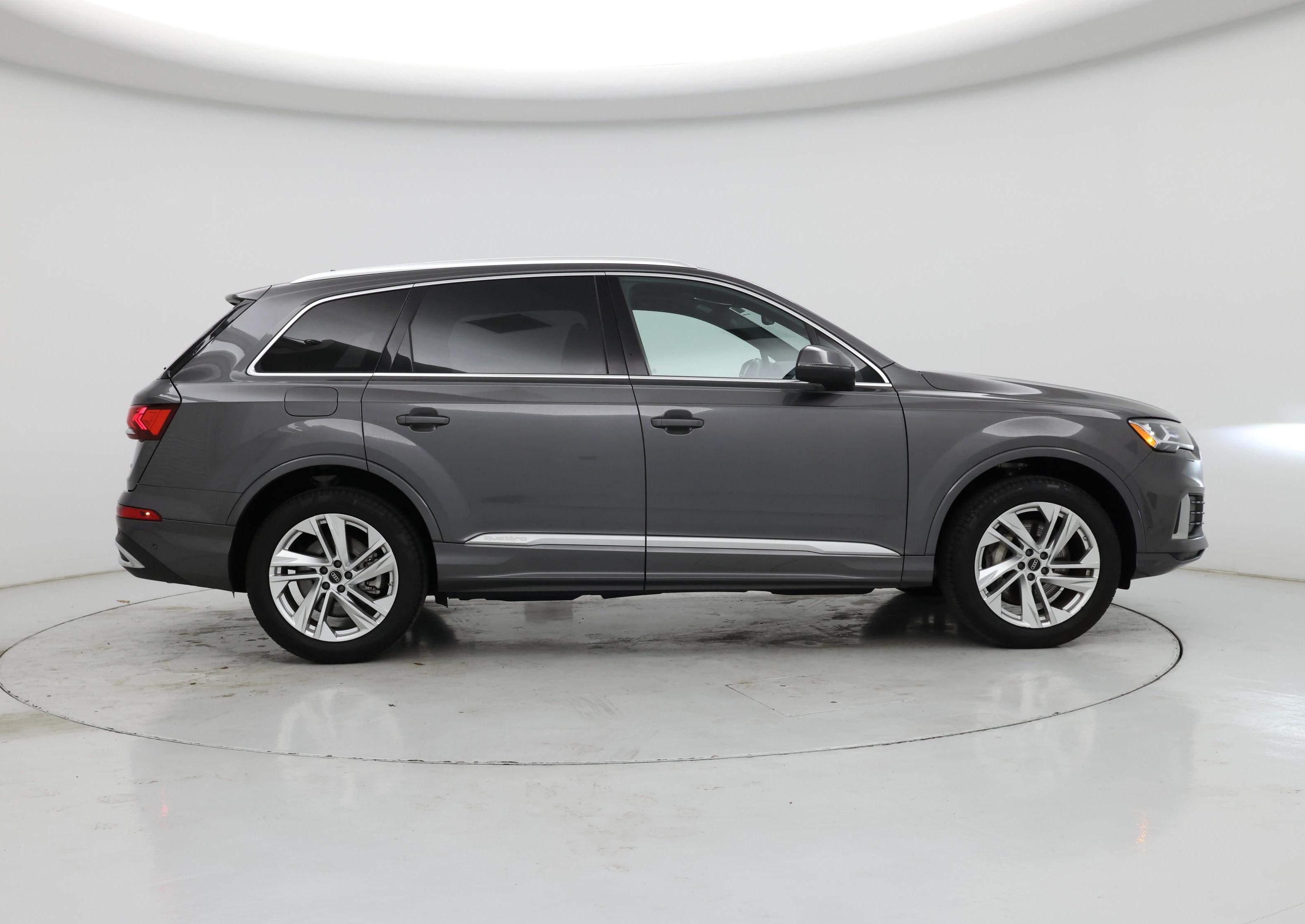 Thumbnail: 2023 Audi Q7 - 7