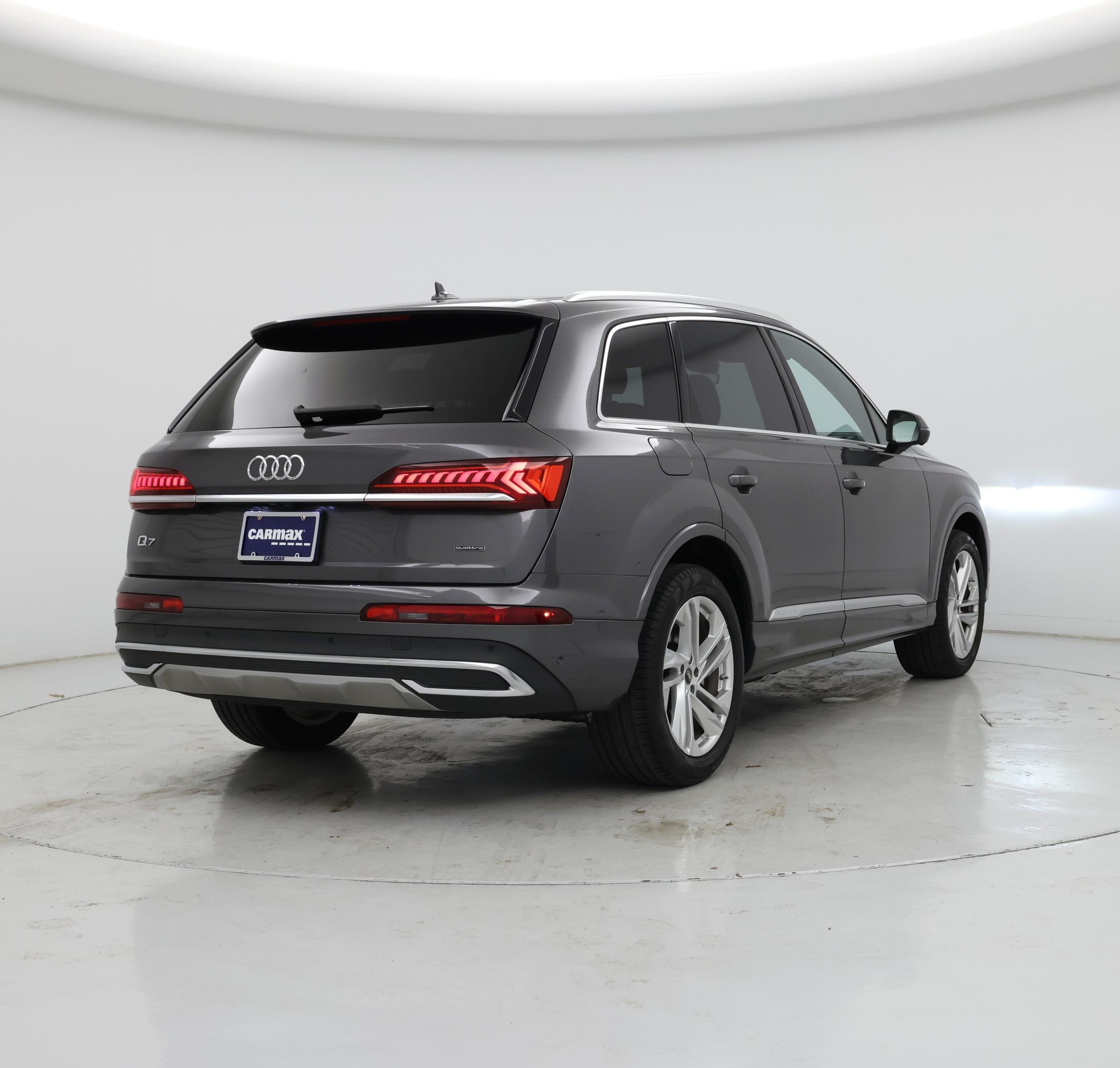 Thumbnail: 2023 Audi Q7 - 8