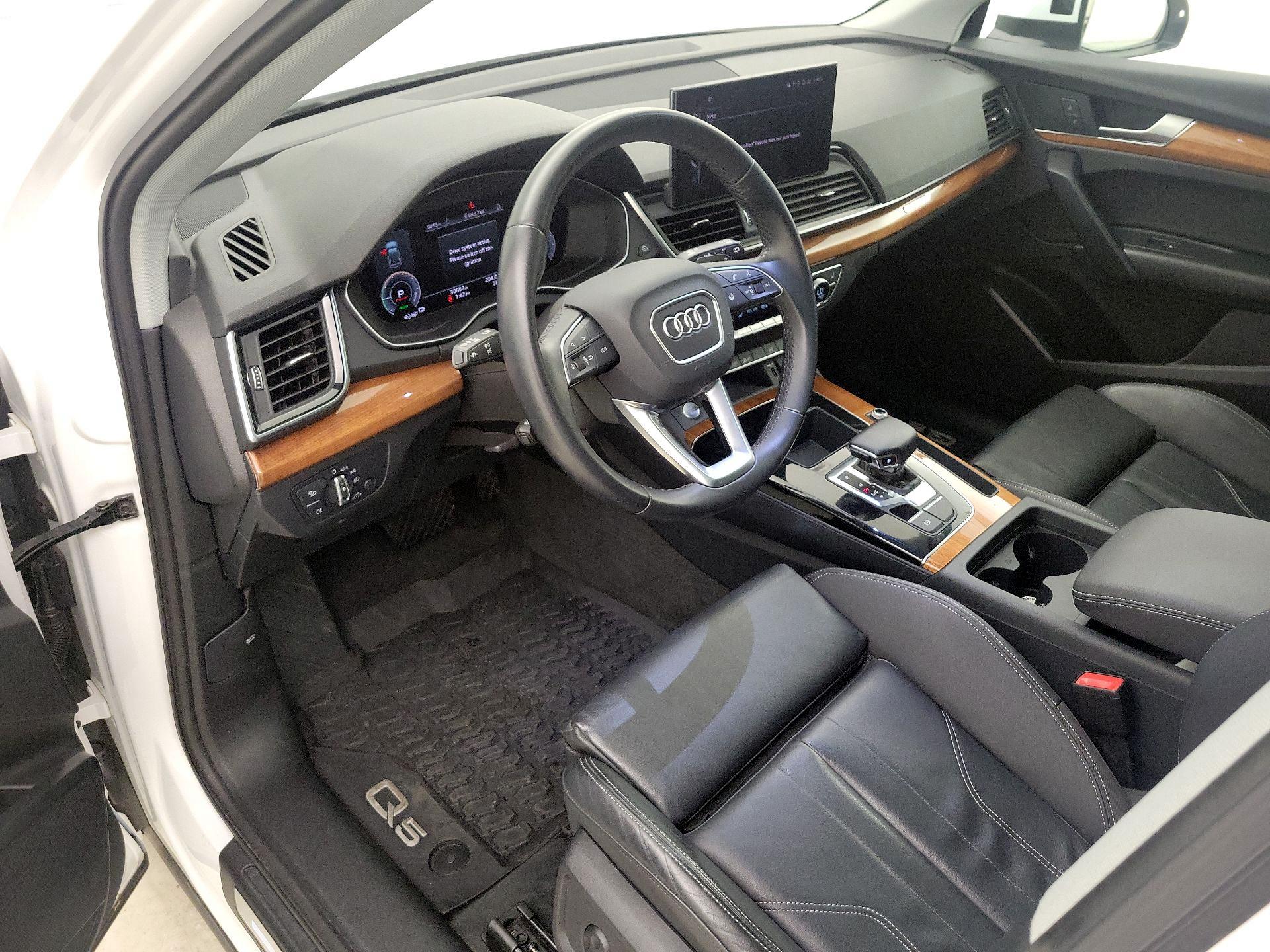 Thumbnail: 2023 Audi Q5 - 11