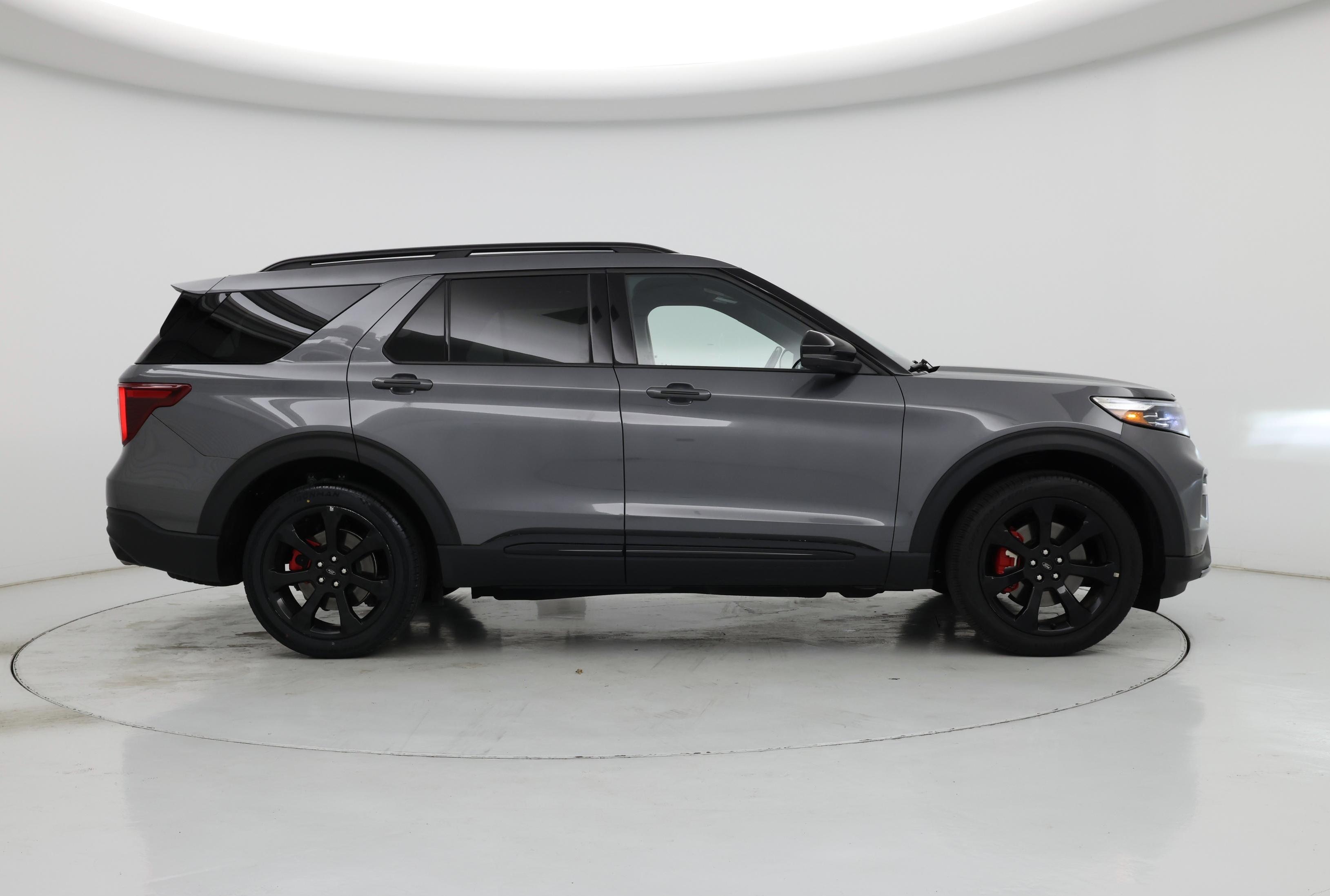 Thumbnail: 2022 Ford Explorer - 7