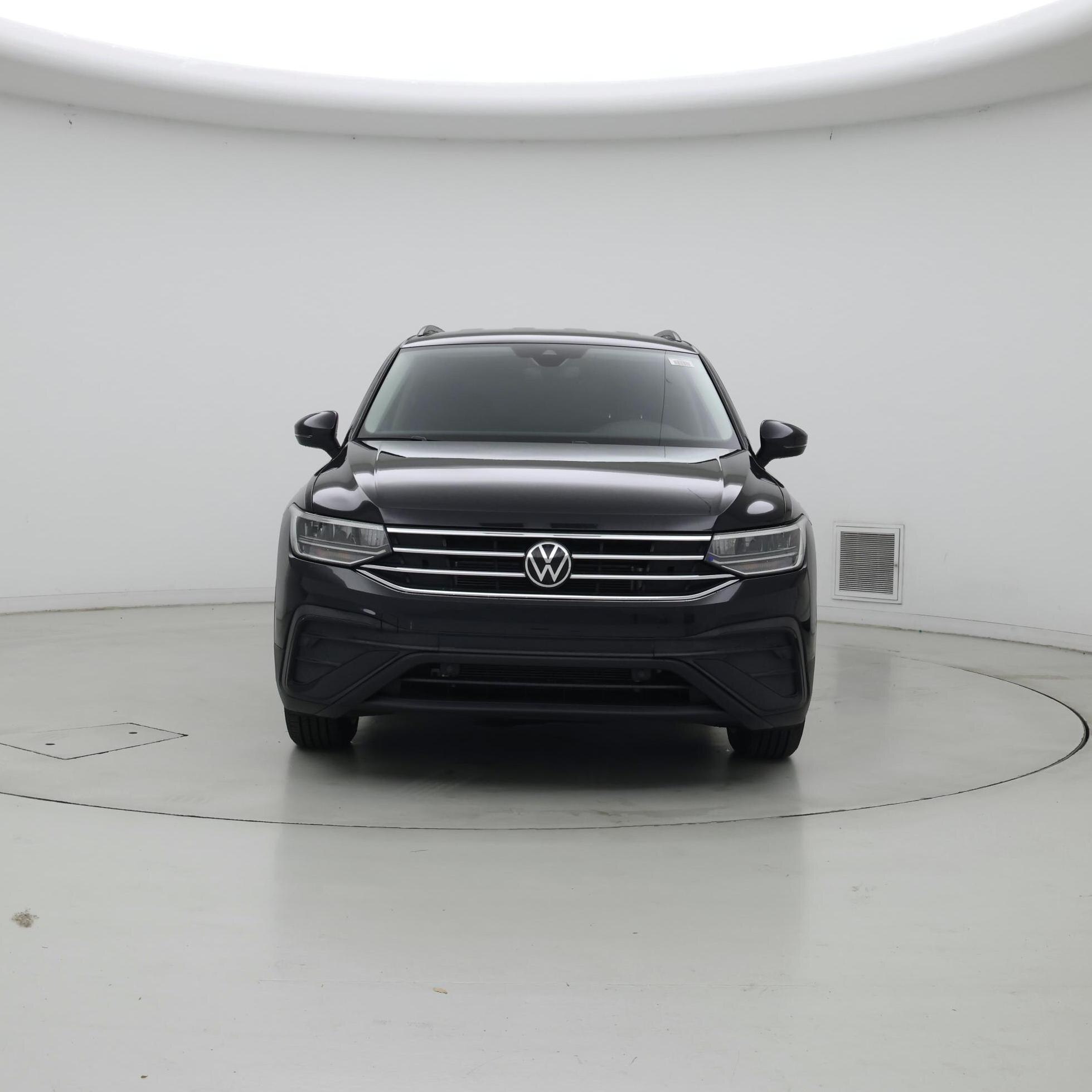 Thumbnail: 2023 Volkswagen Tiguan - 5
