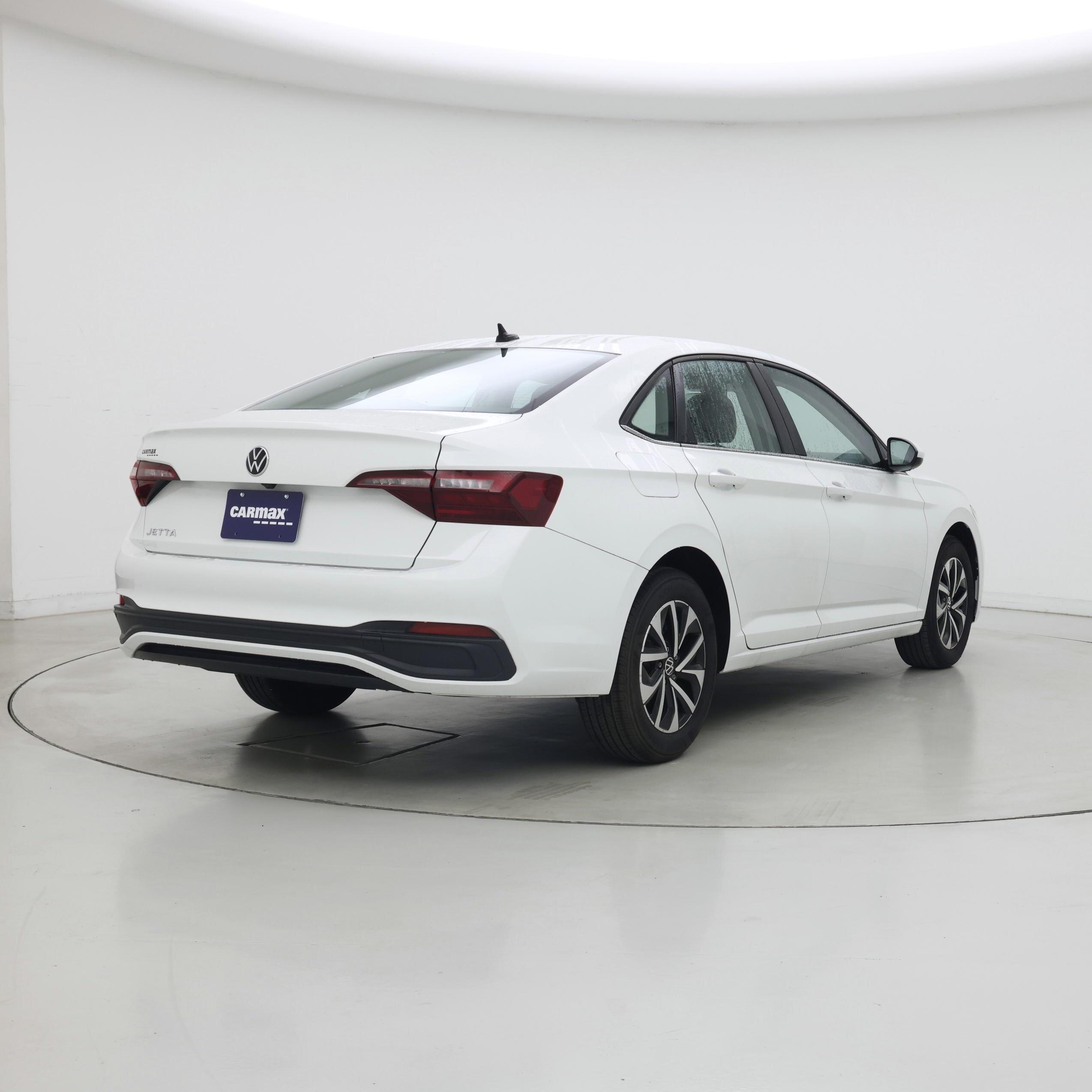 Thumbnail: 2024 Volkswagen Jetta - 8