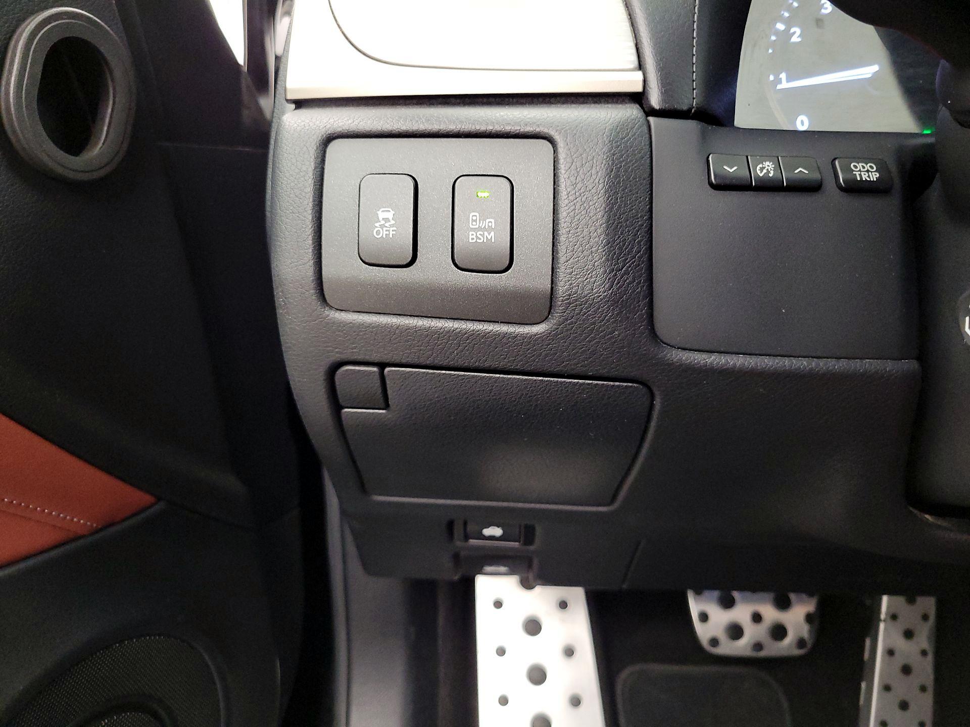Thumbnail: 2015 Lexus GS - 13
