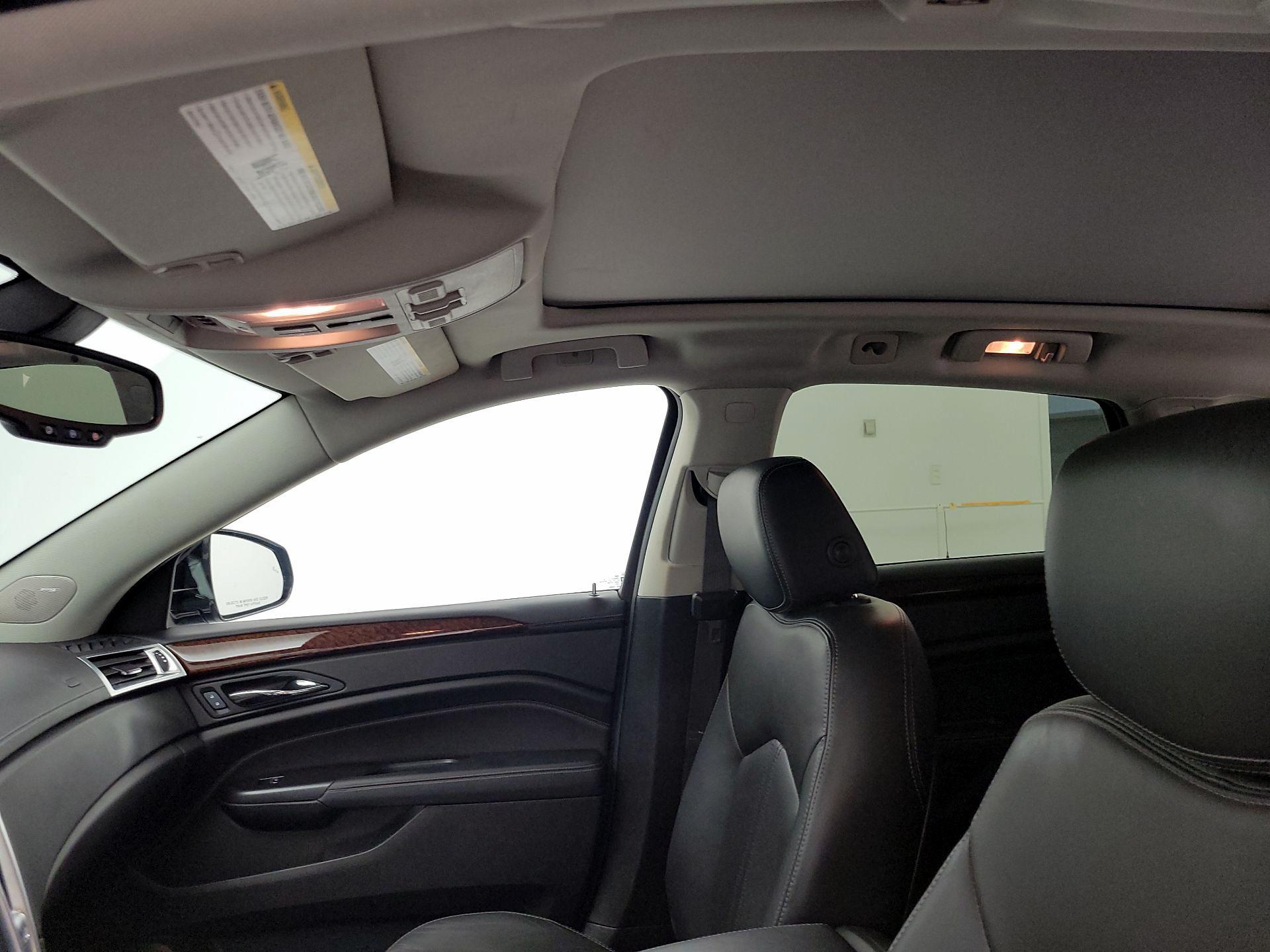 Thumbnail: 2016 Cadillac SRX - 20