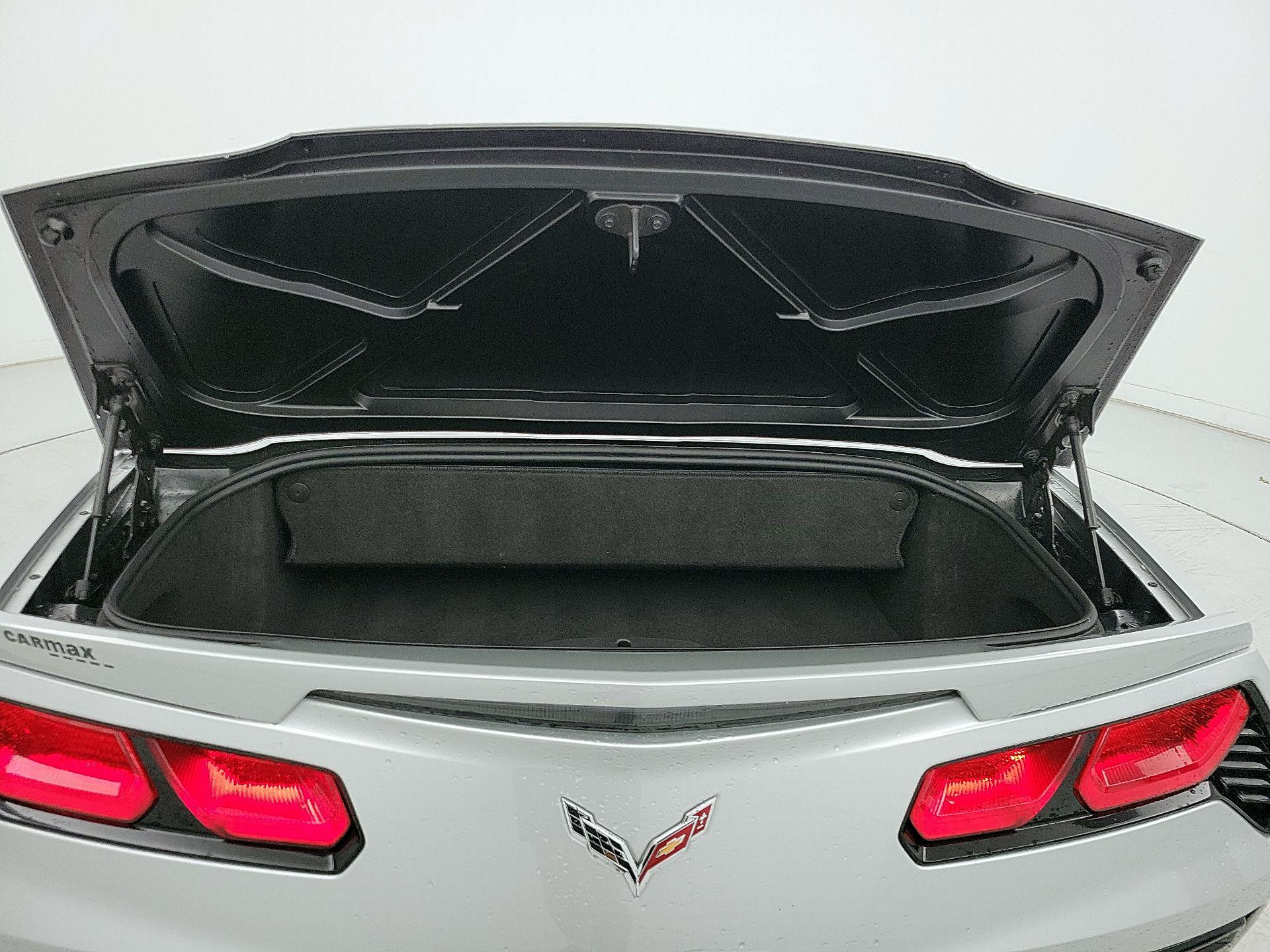 Thumbnail: 2018 Chevrolet Corvette - 19