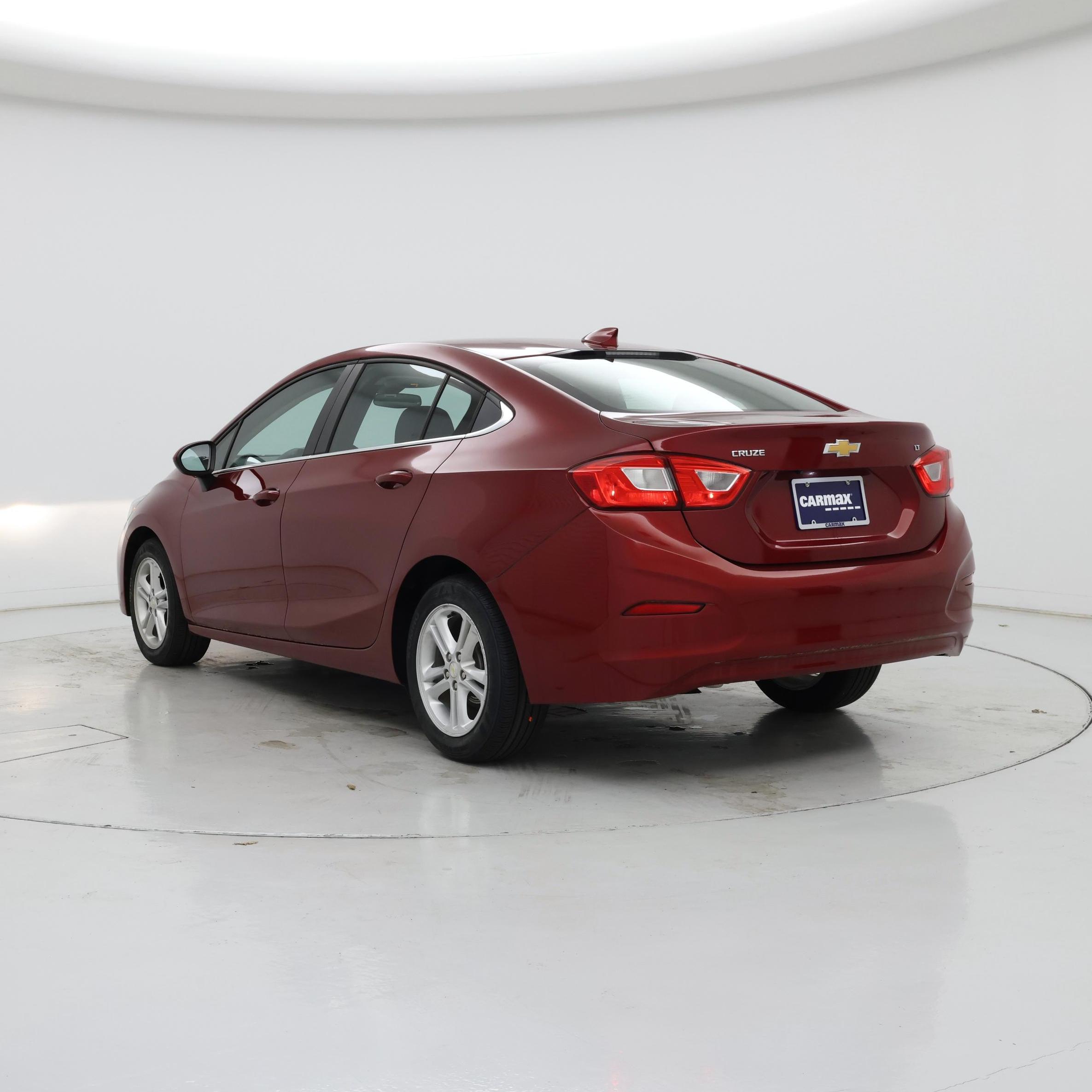 Thumbnail: 2018 Chevrolet Cruze - 2