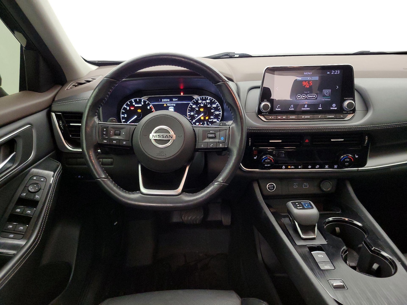 2021 Nissan Rogue SV - Photo 11