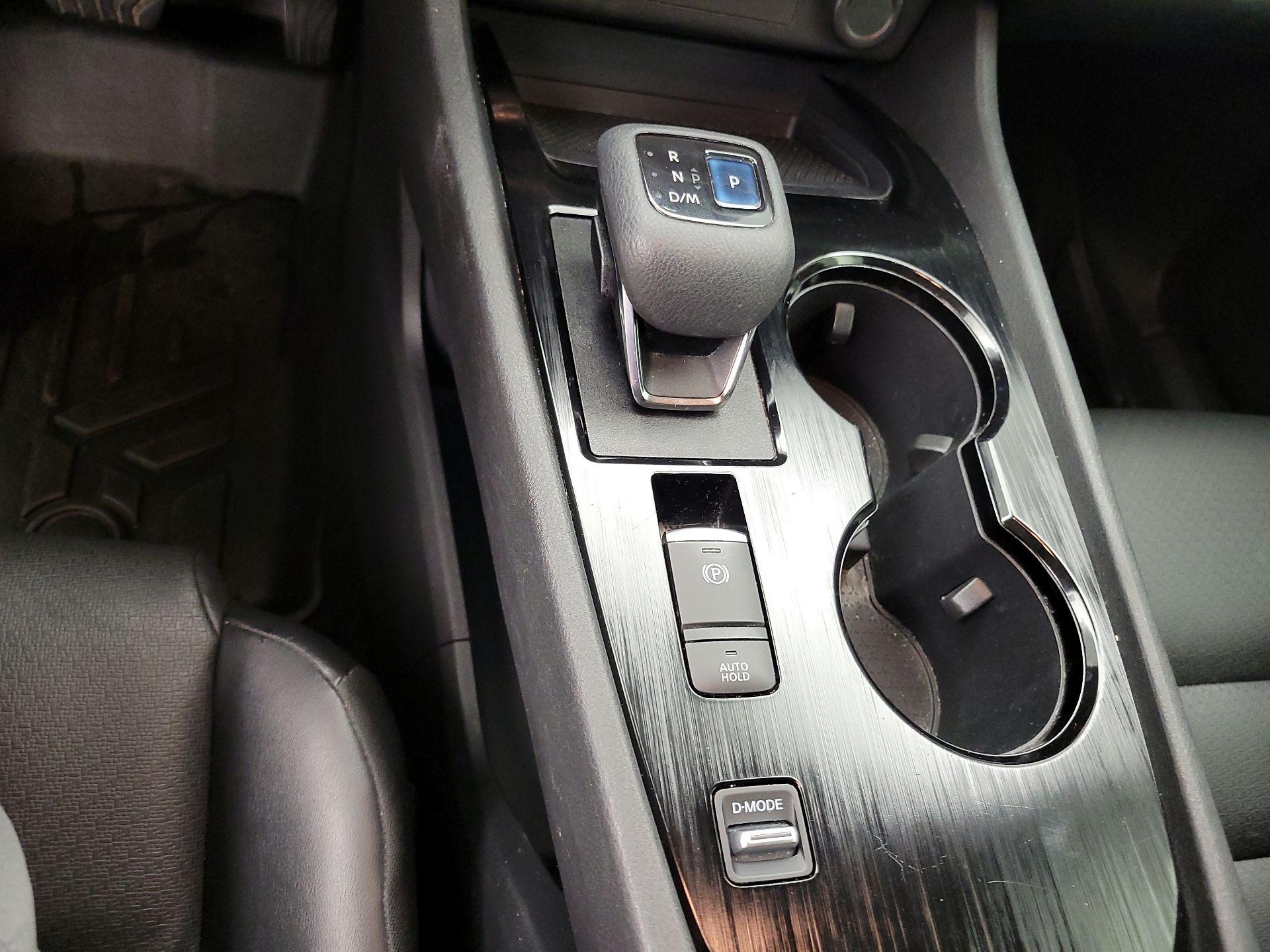 Thumbnail: 2021 Nissan Rogue - 17