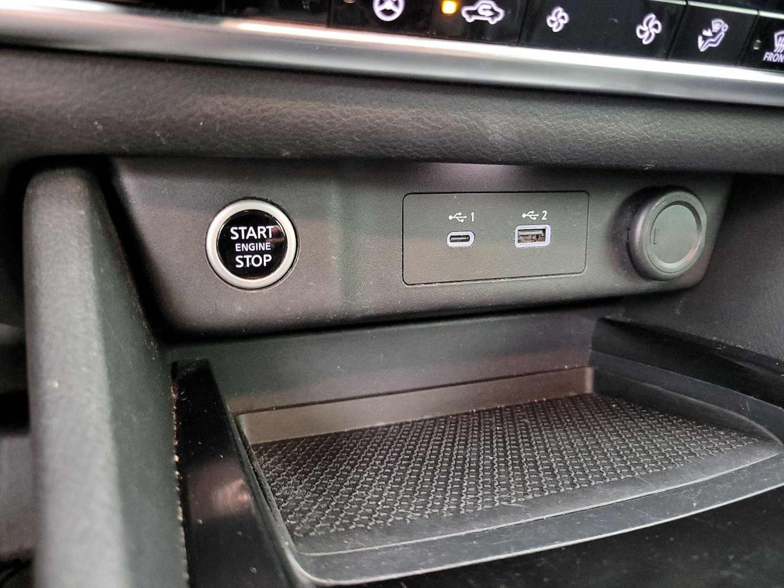 2021 Nissan Rogue SV - Photo 19