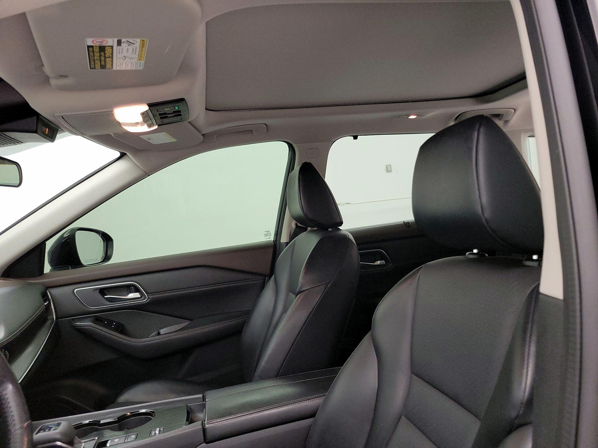 Thumbnail: 2021 Nissan Rogue - 19
