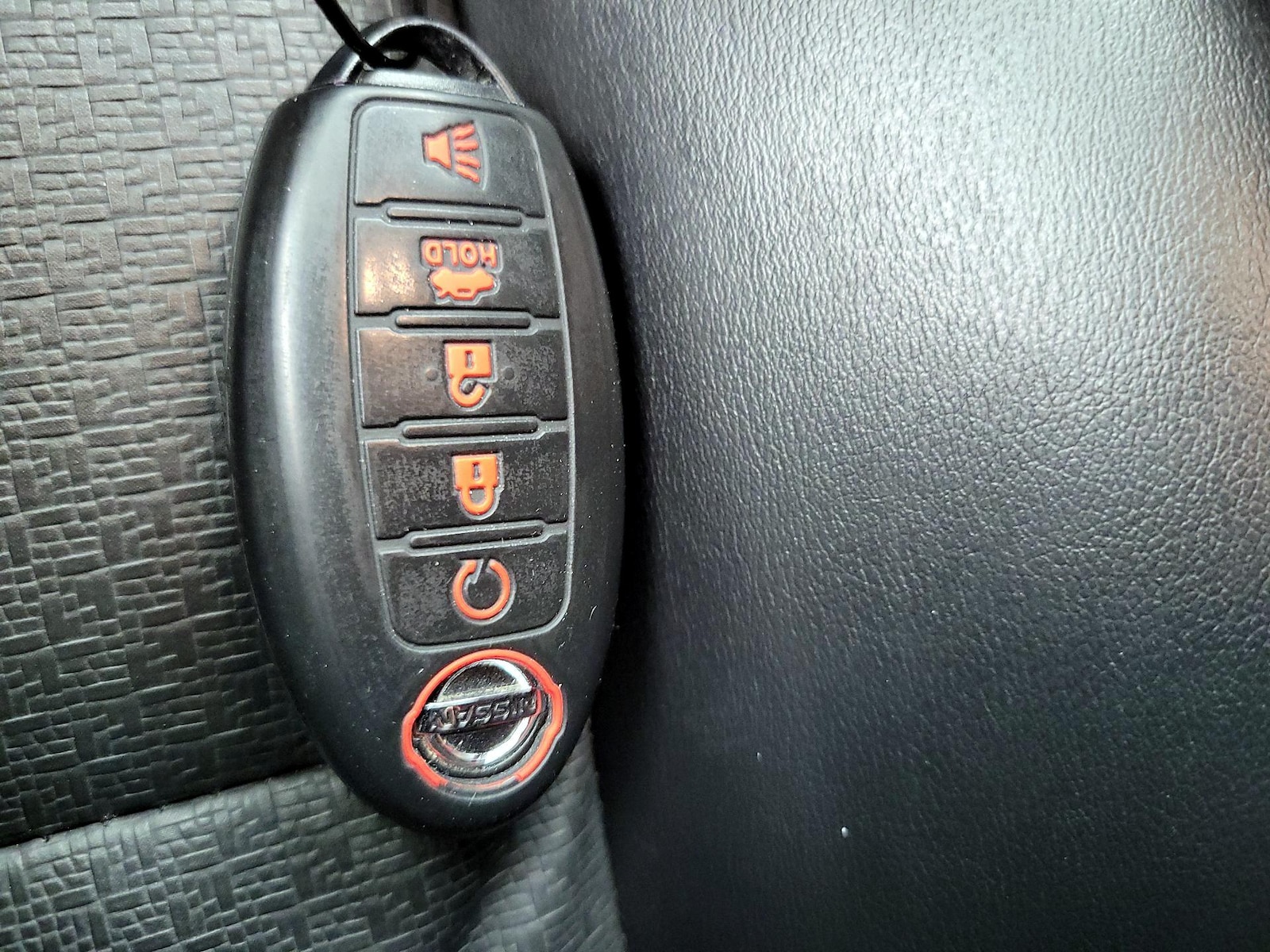 2021 Nissan Rogue SV - Photo 24