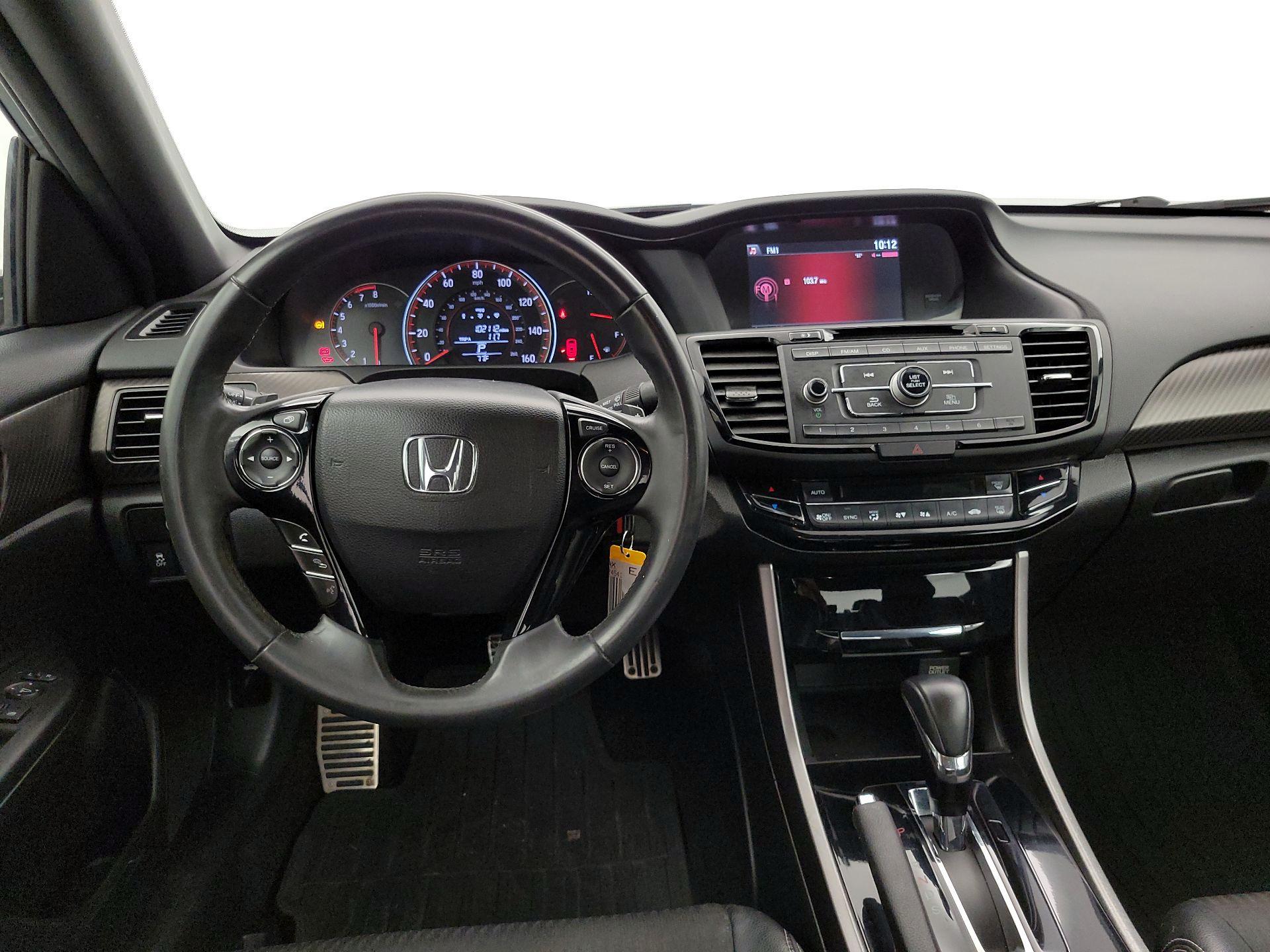 Thumbnail: 2016 Honda Accord - 10