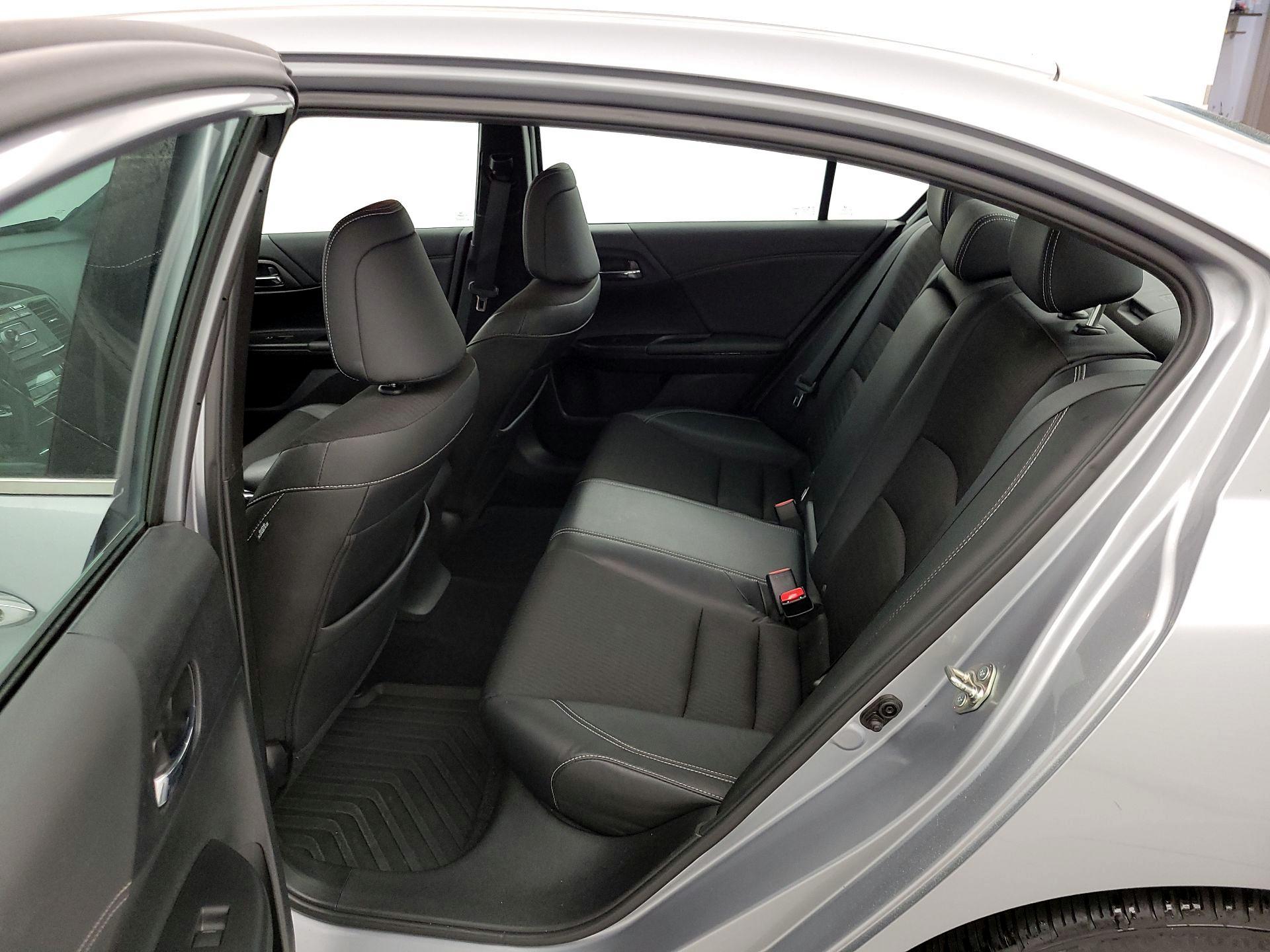 Thumbnail: 2016 Honda Accord - 19
