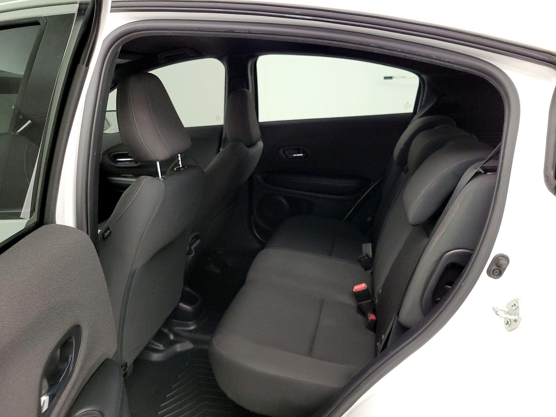 Thumbnail: 2021 Honda HR-V - 19