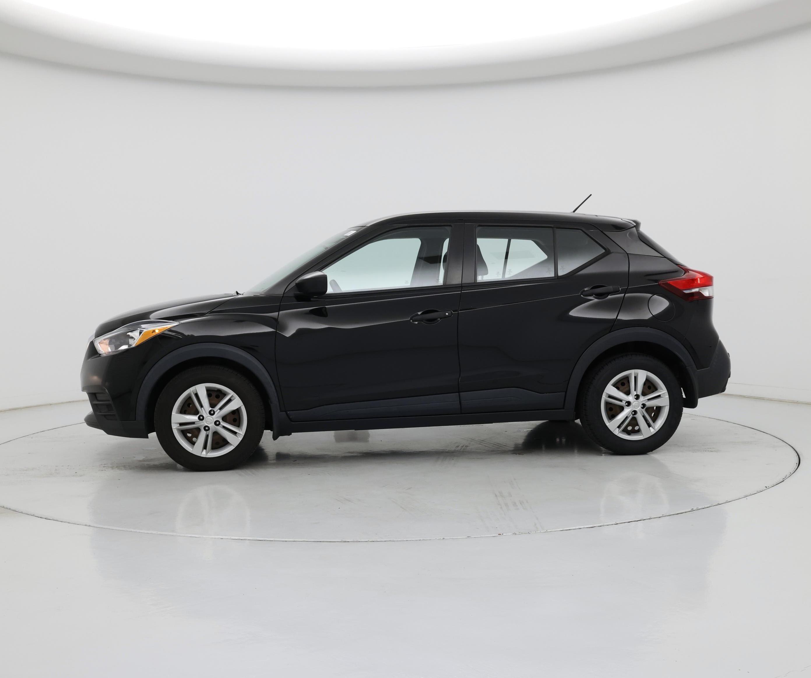 Thumbnail: 2020 Nissan Kicks - 3