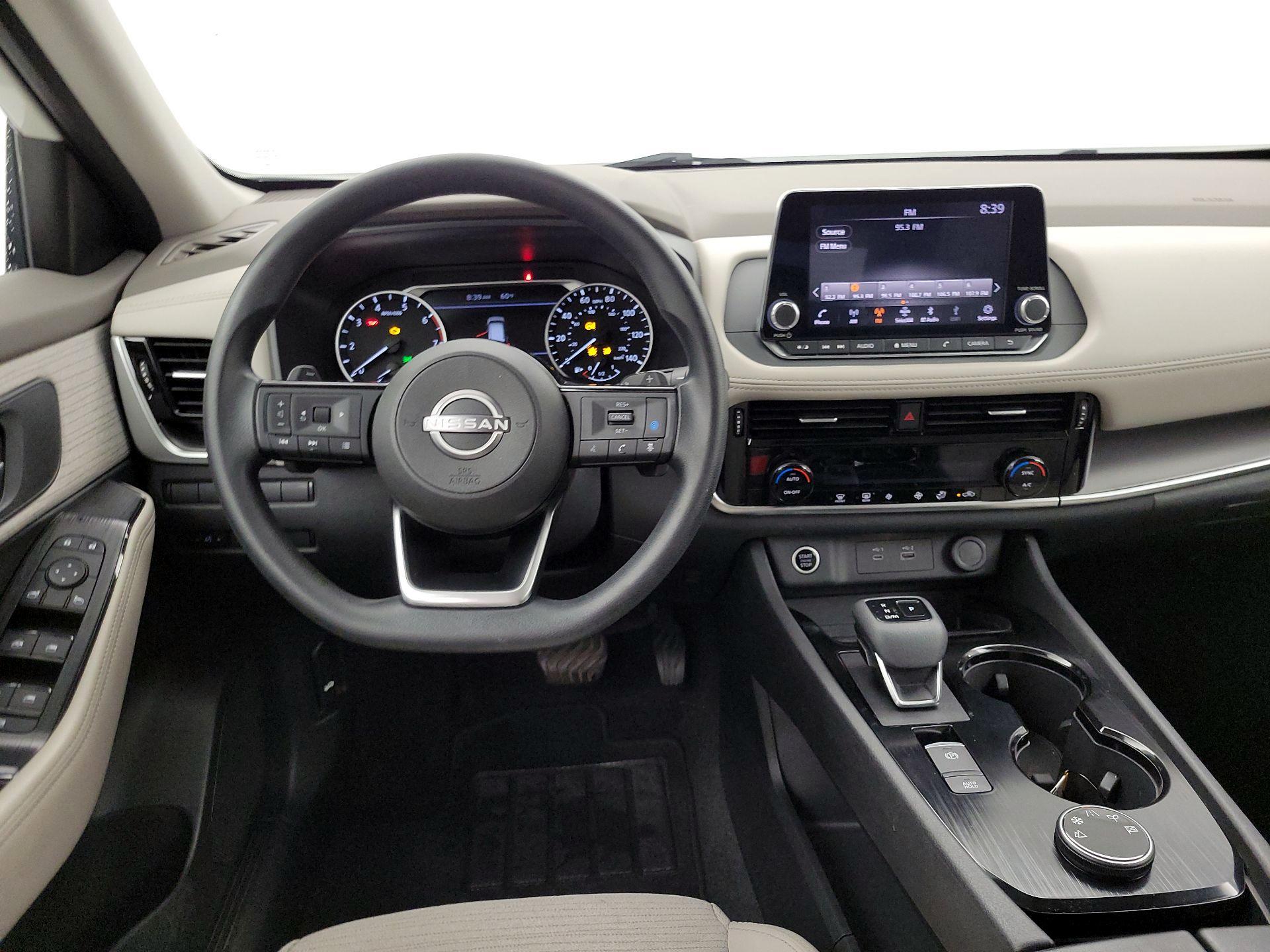 Thumbnail: 2022 Nissan Rogue - 10