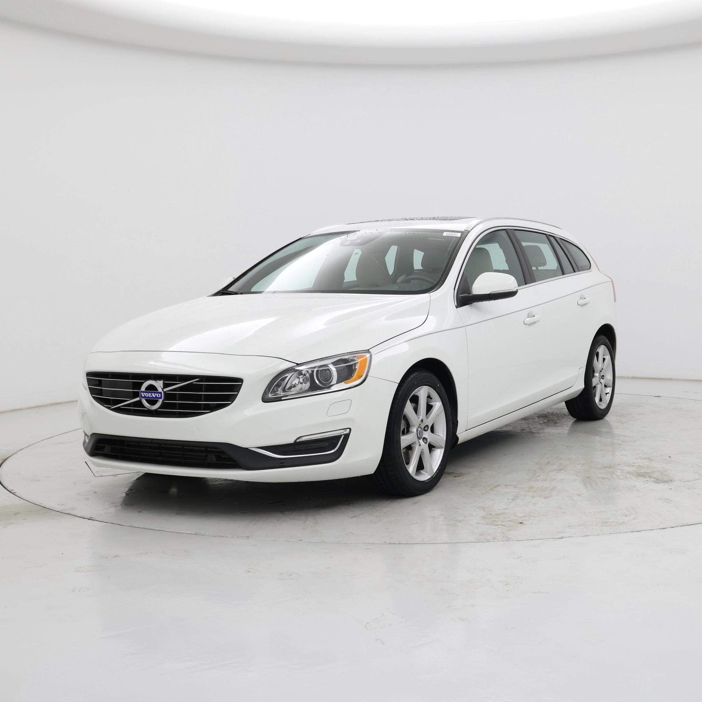 Thumbnail: 2016 Volvo V60 - 4