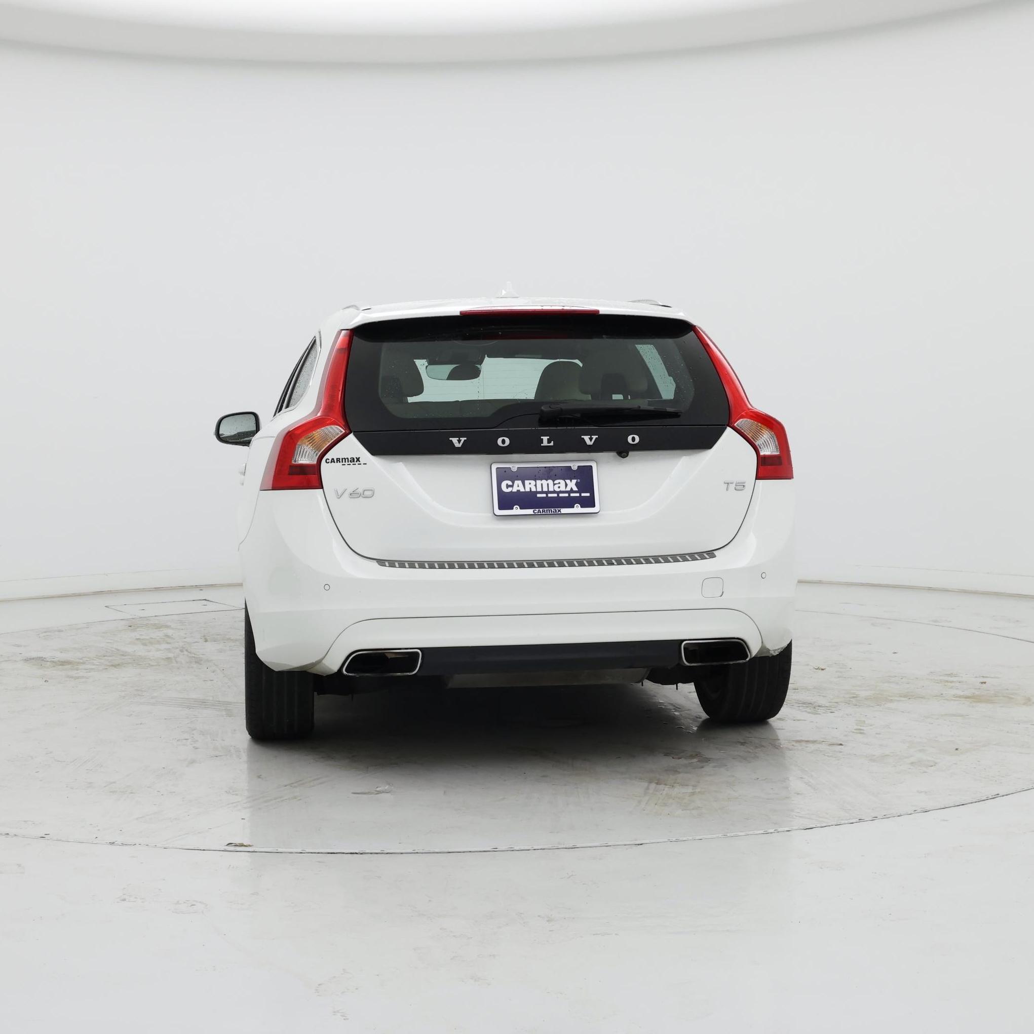Thumbnail: 2016 Volvo V60 - 6