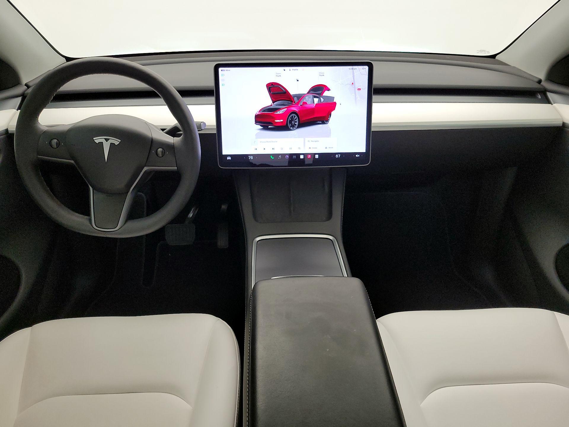Thumbnail: 2024 Tesla Model Y - 9