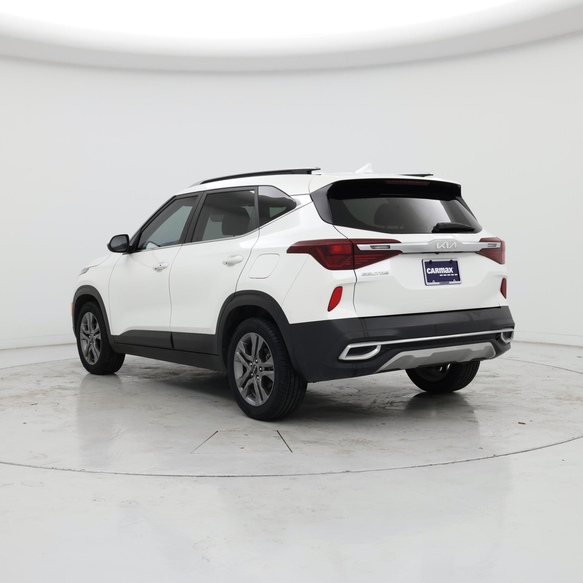 Thumbnail: 2022 Kia Seltos - 2