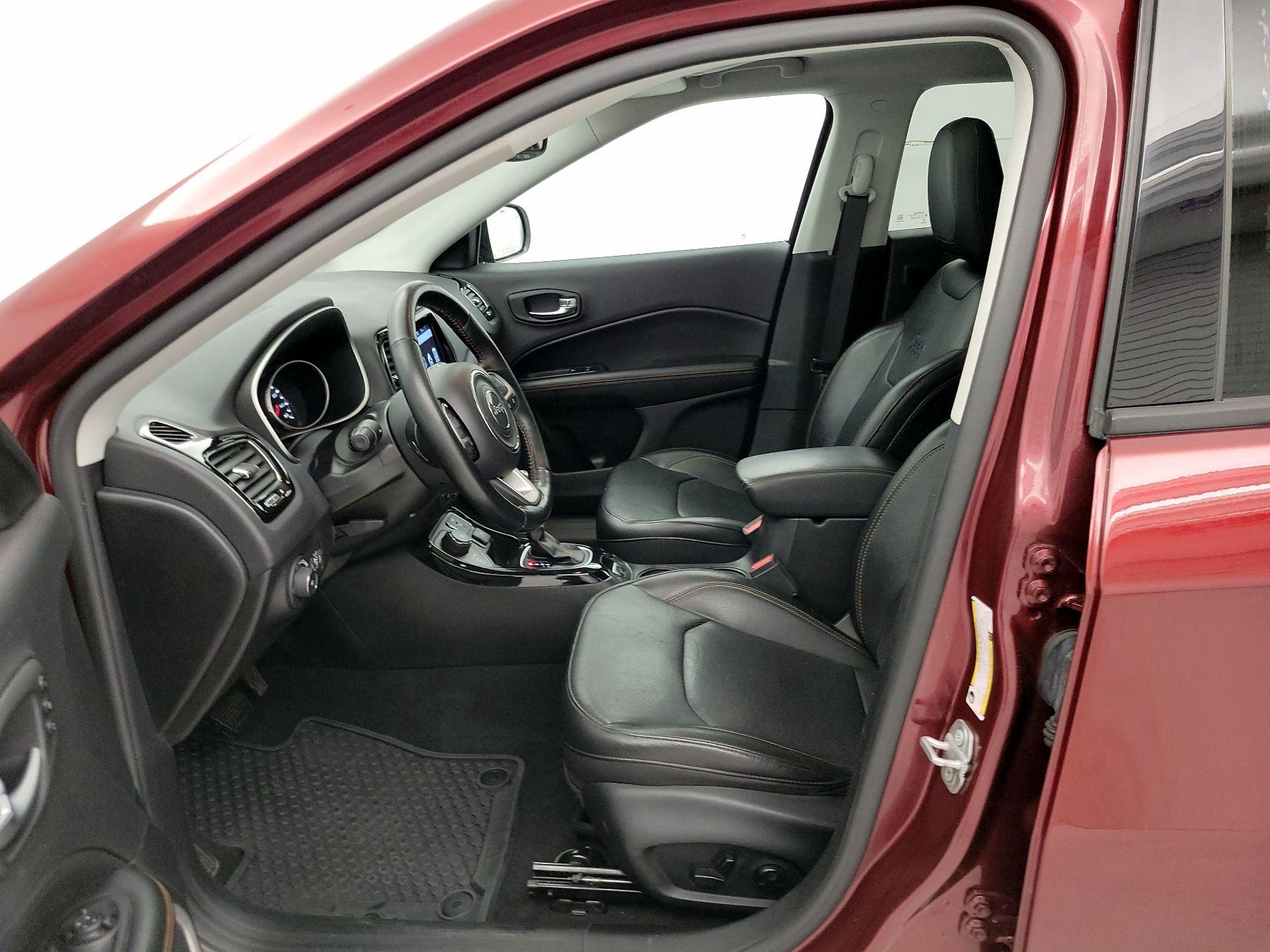 Thumbnail: 2020 Jeep Compass - 11