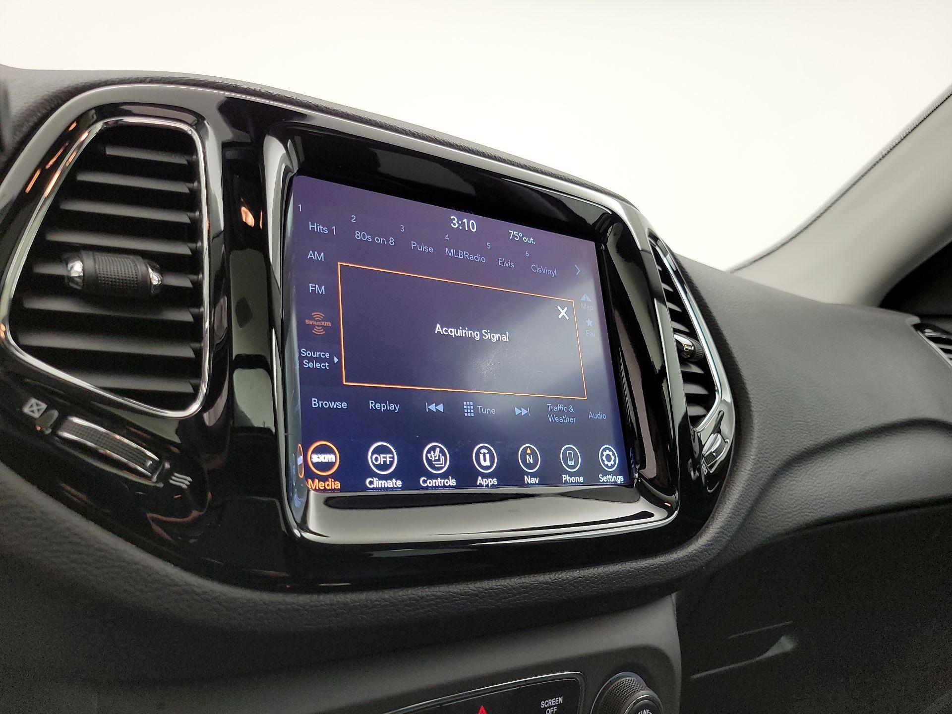 Thumbnail: 2020 Jeep Compass - 16