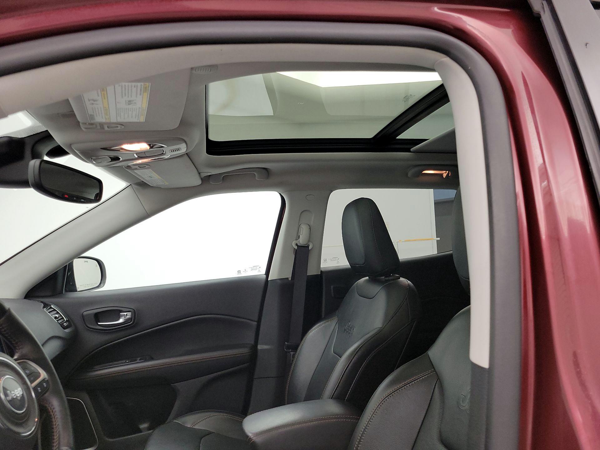 Thumbnail: 2020 Jeep Compass - 20