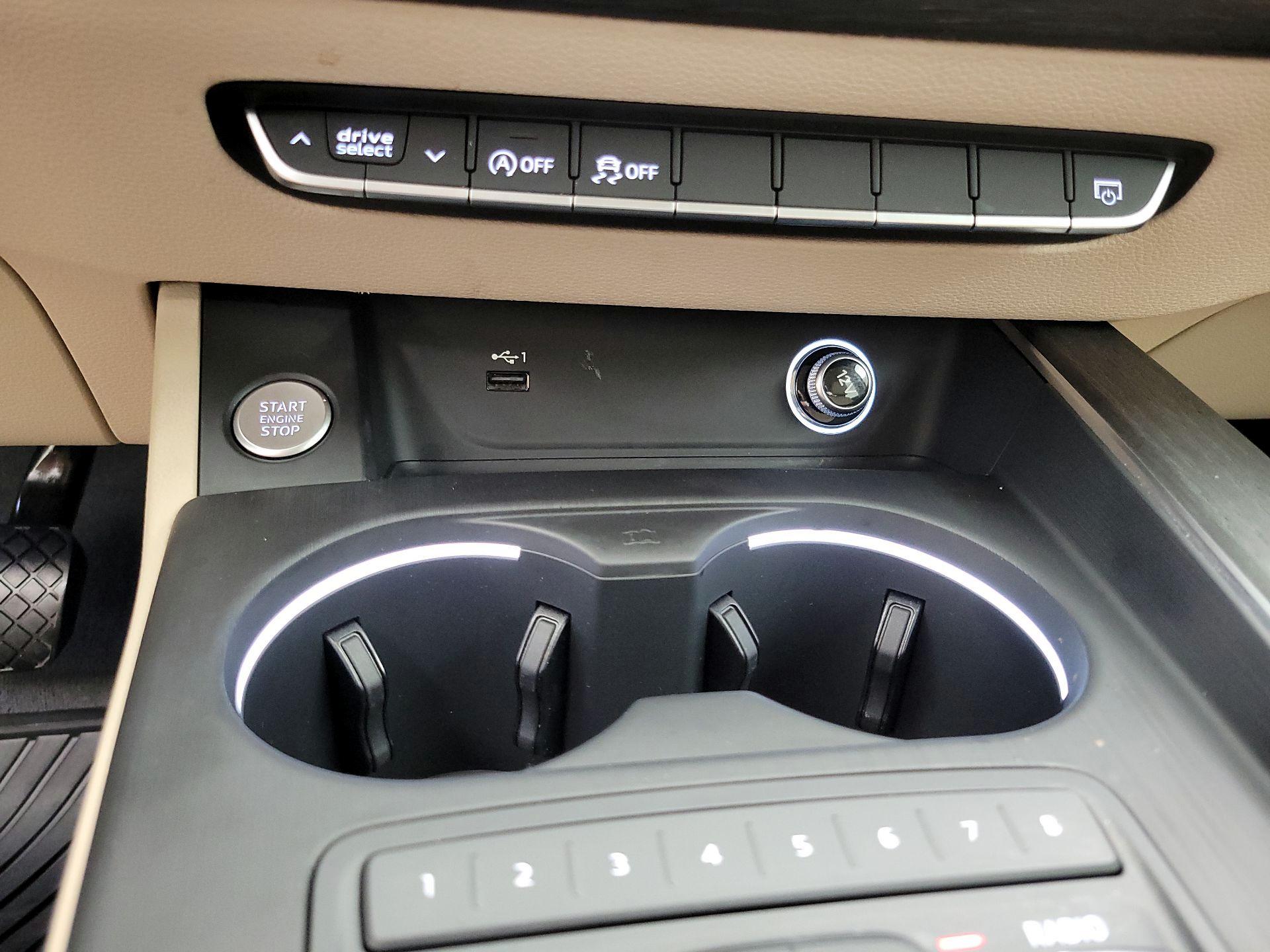Thumbnail: 2019 Audi A4 - 18
