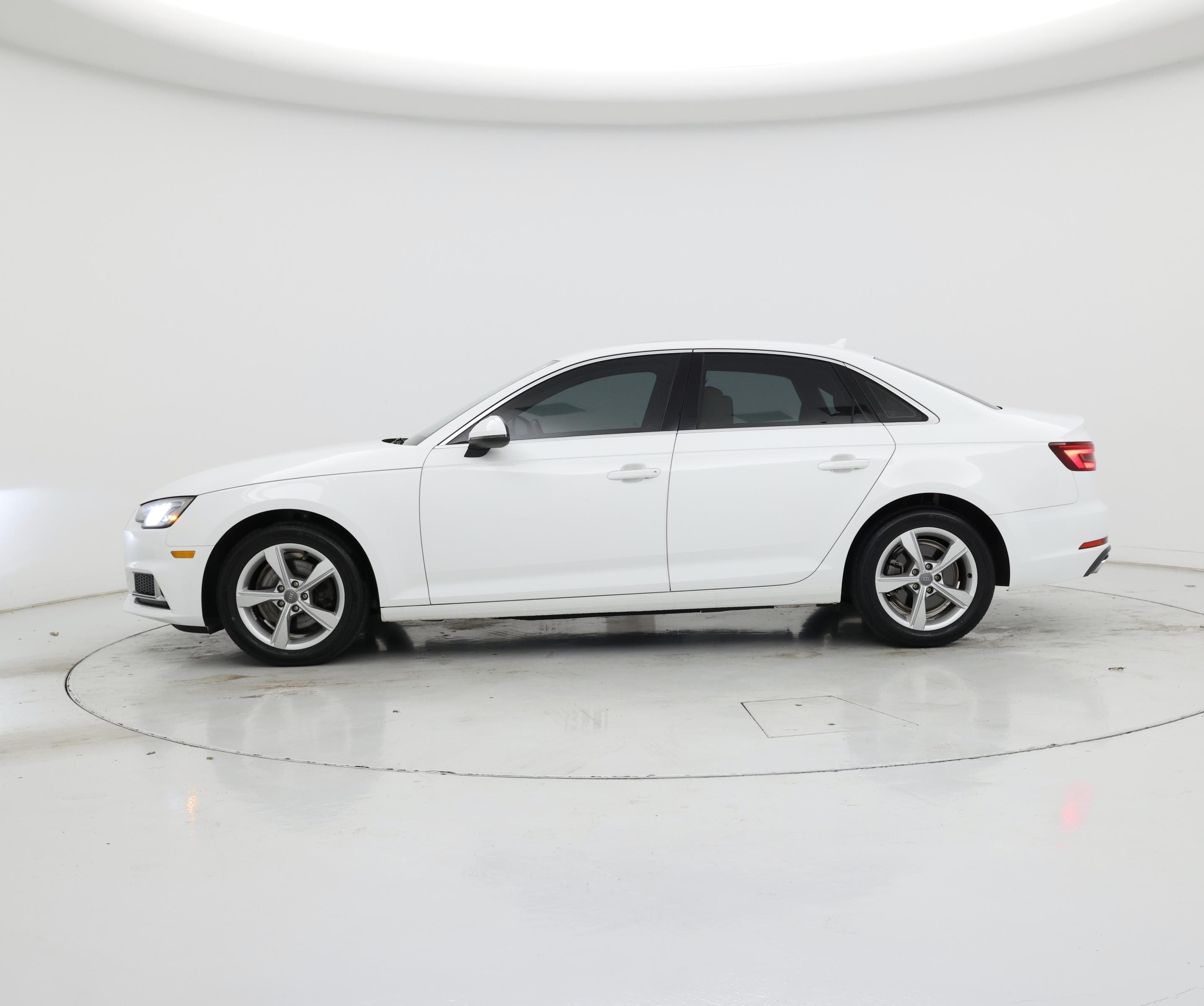 Thumbnail: 2019 Audi A4 - 3