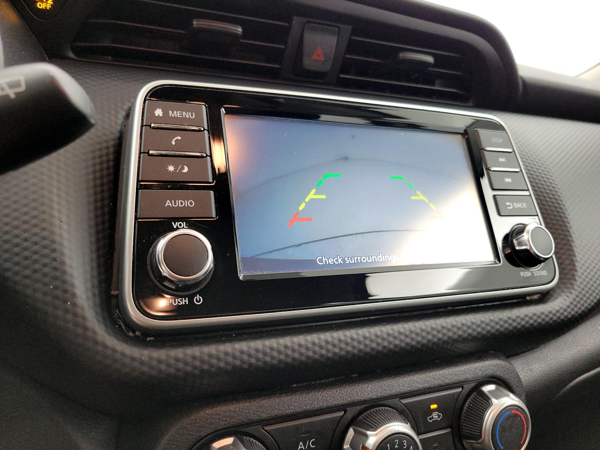 Thumbnail: 2021 Nissan Kicks - 14