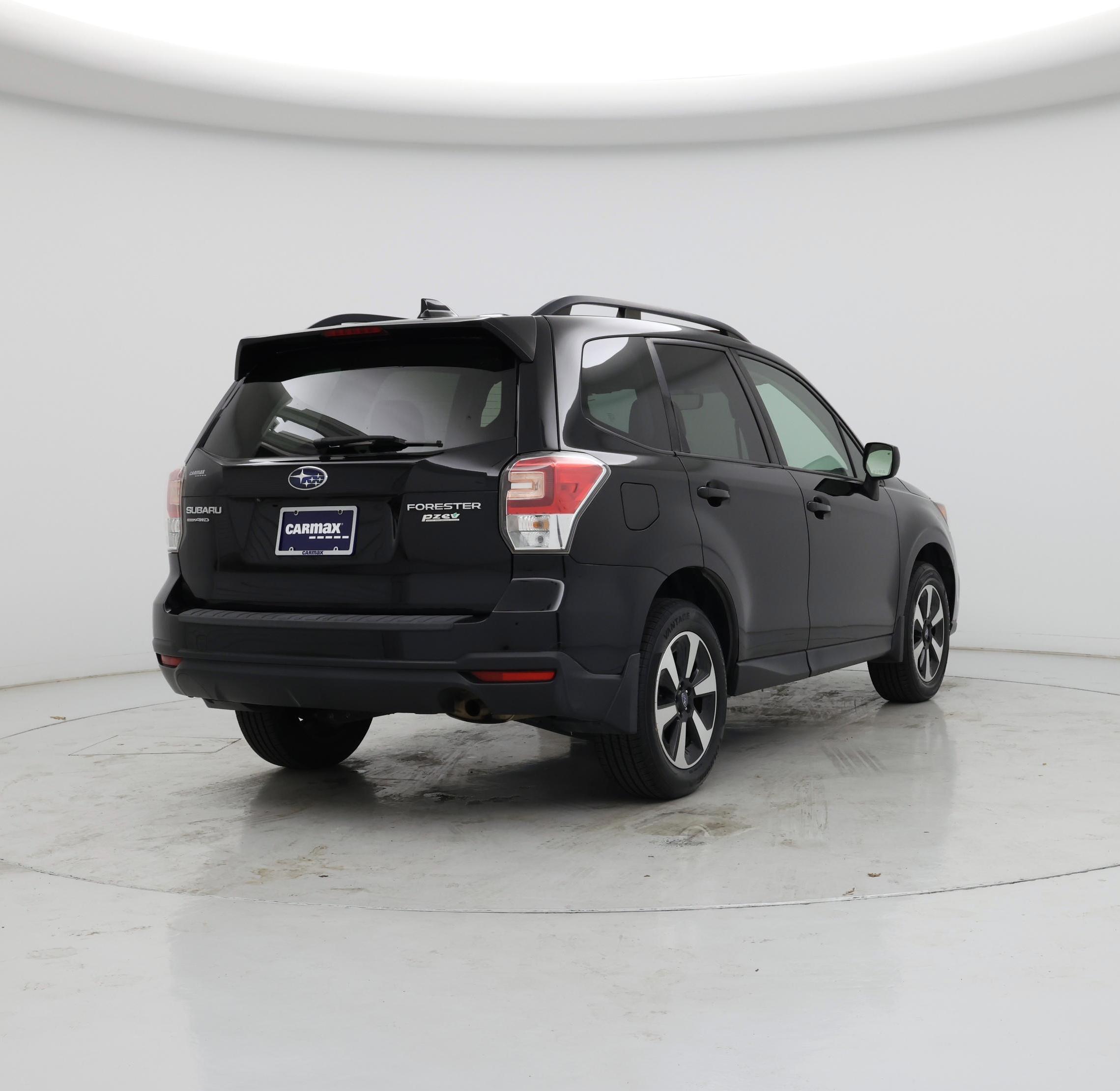 Thumbnail: 2017 Subaru Forester - 8