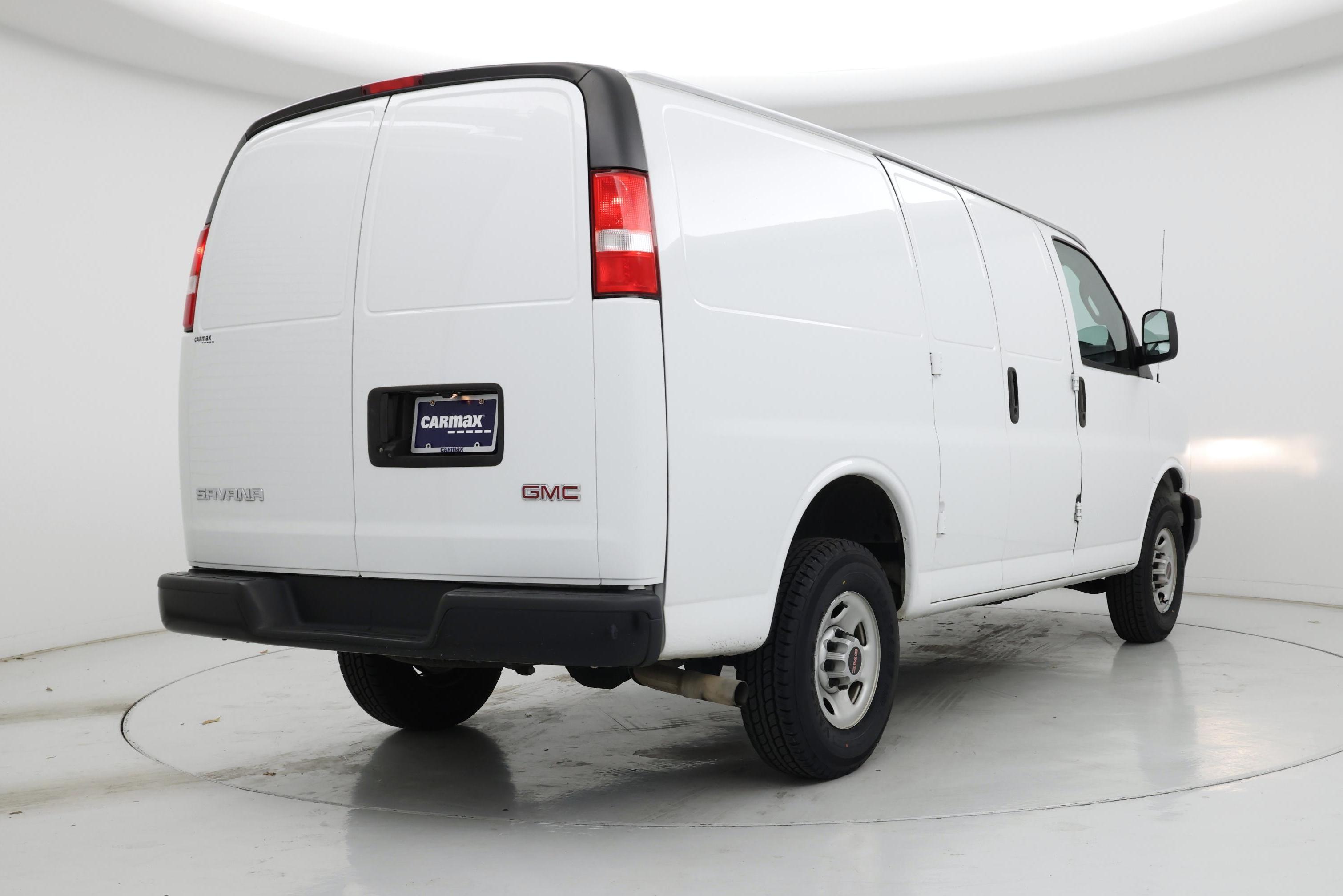 Thumbnail: 2022 GMC Savana - 8
