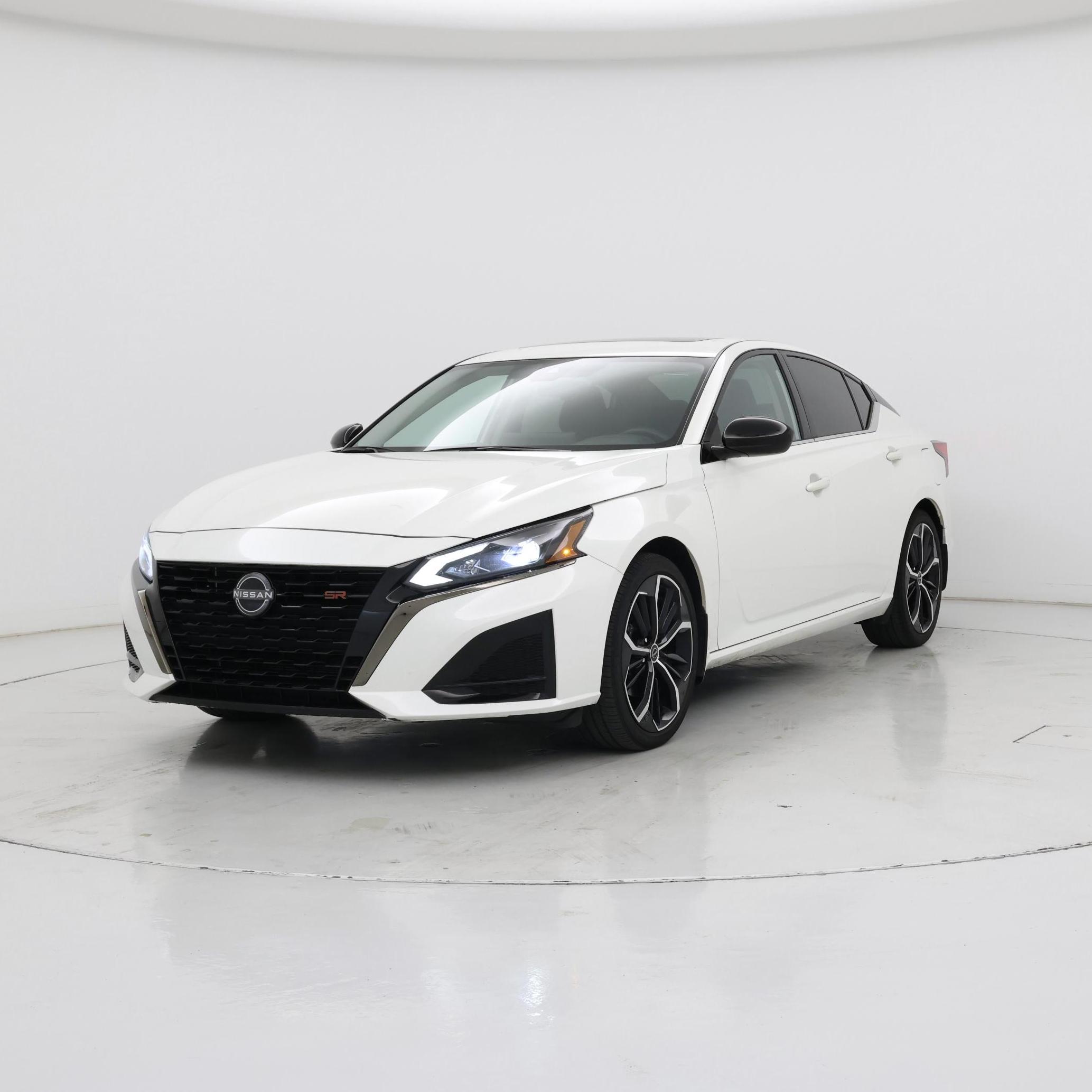 Thumbnail: 2023 Nissan Altima - 4
