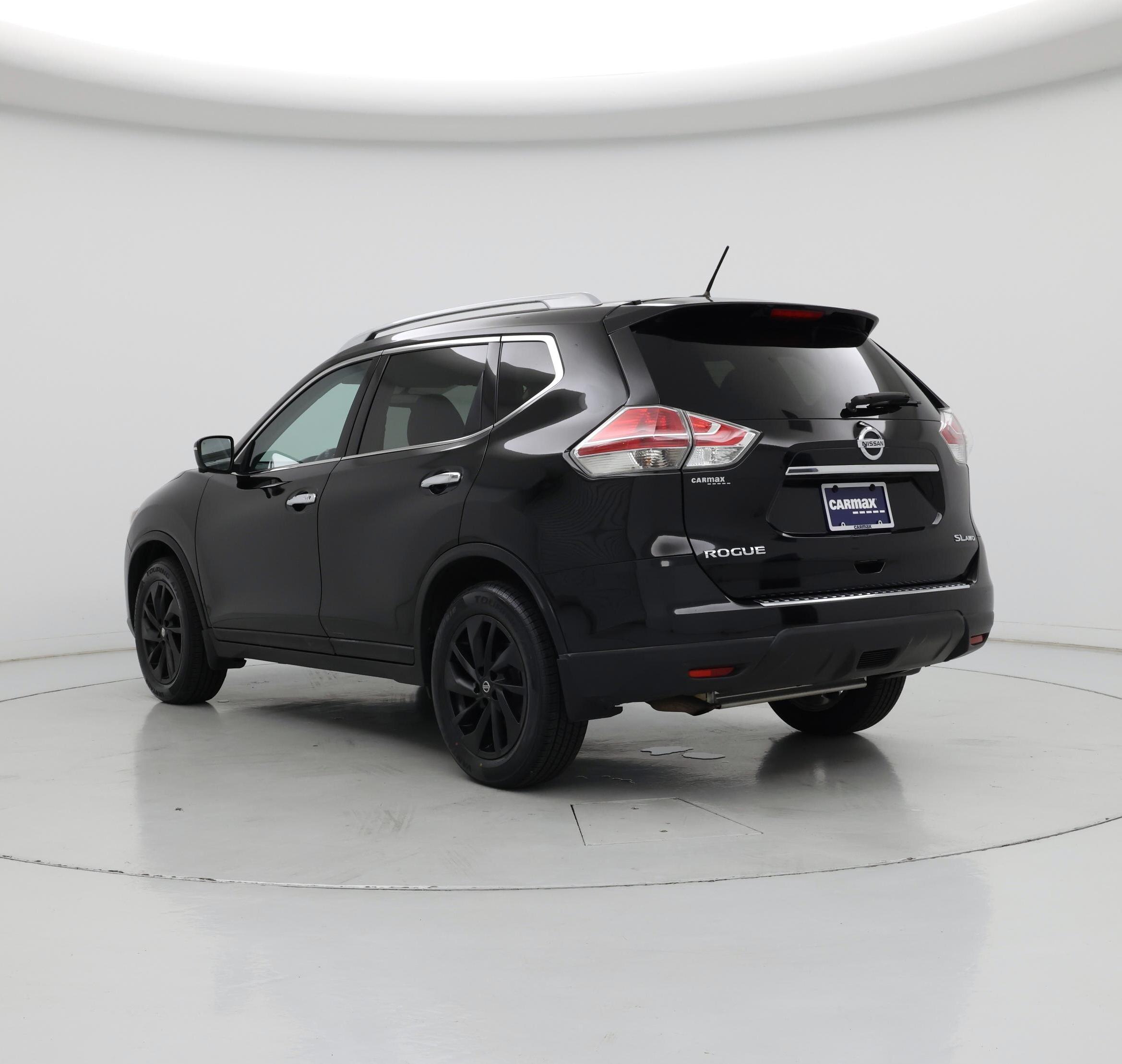 Thumbnail: 2015 Nissan Rogue - 2
