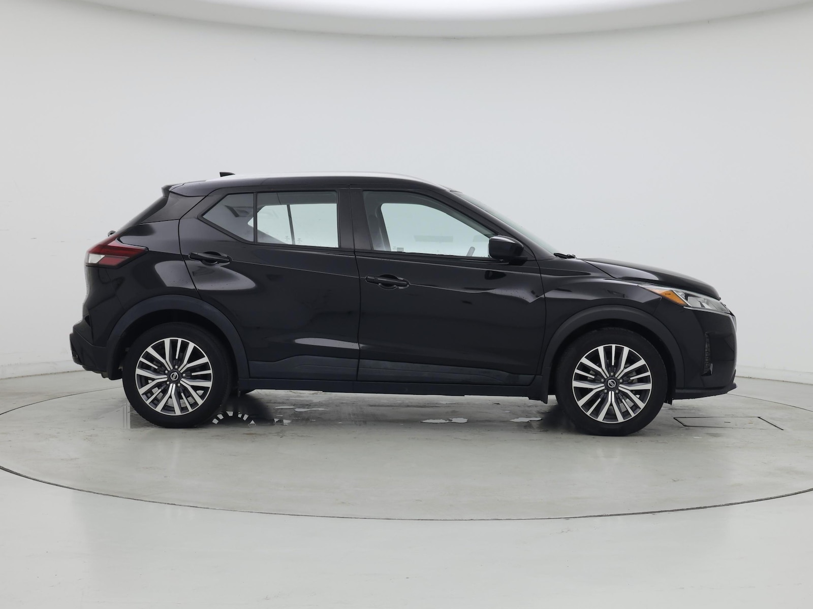 2021 Nissan Kicks SV - Photo 8