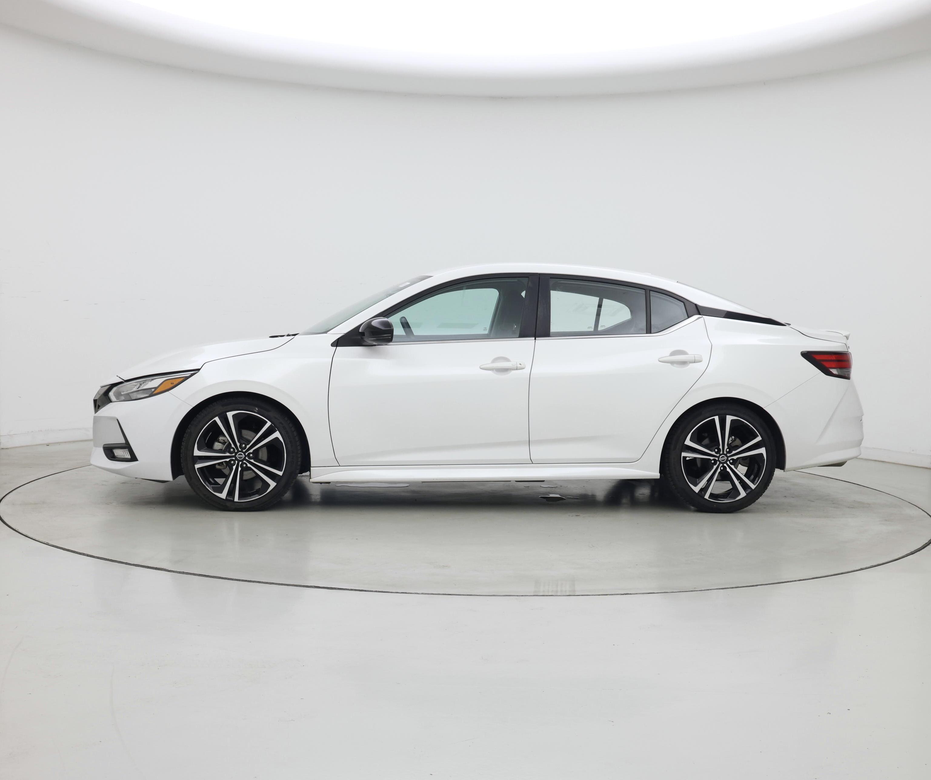 Thumbnail: 2020 Nissan Sentra - 3