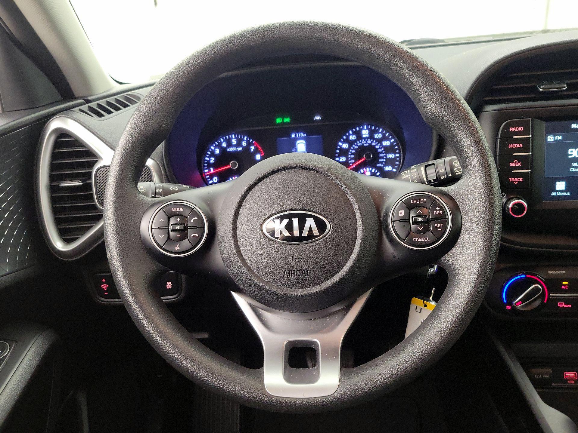 Thumbnail: 2020 Kia Soul - 10