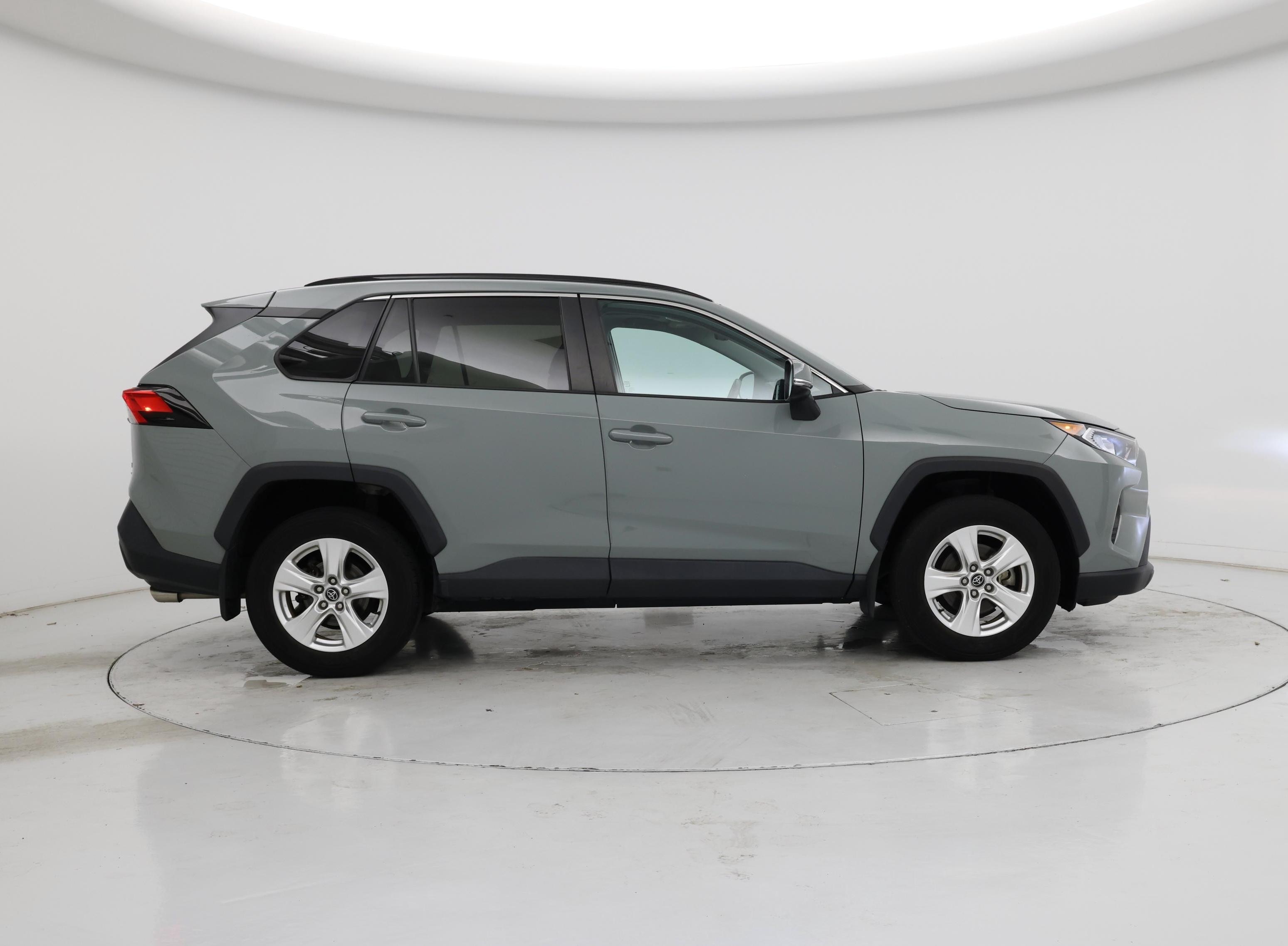 Thumbnail: 2021 Toyota RAV4 - 7