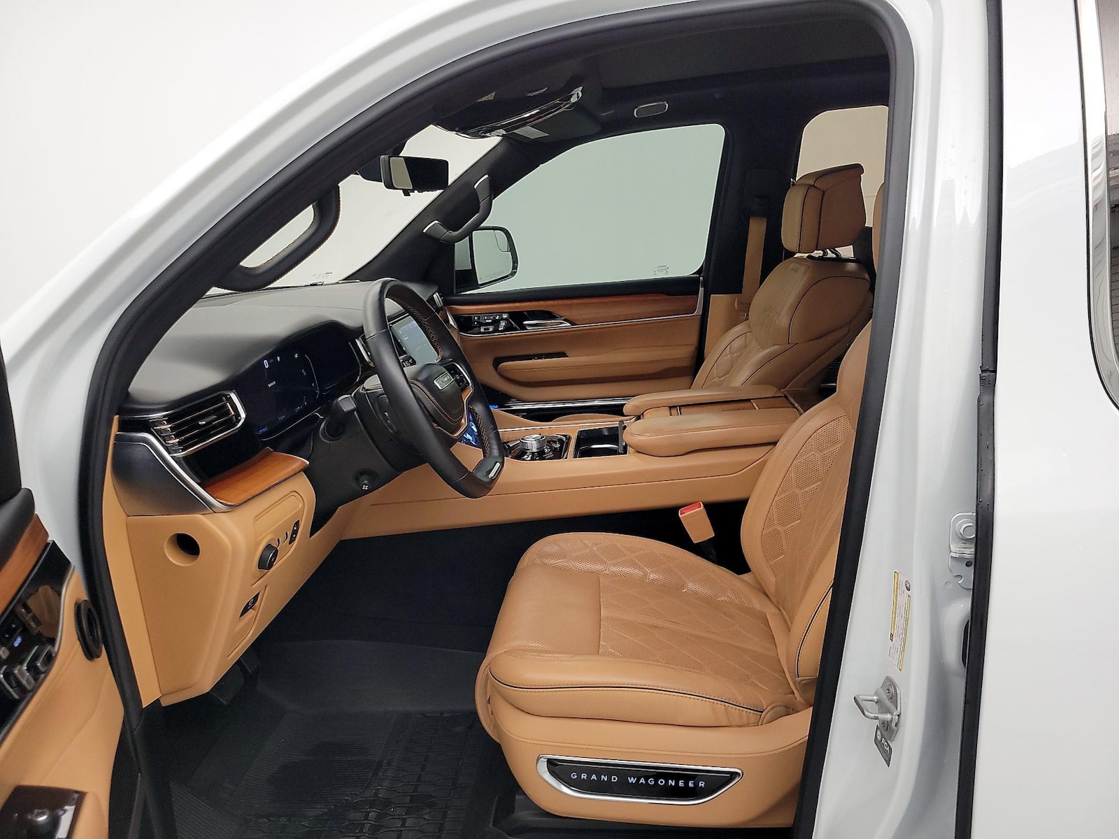2022 Jeep Grand Wagoneer Series III - Photo 12