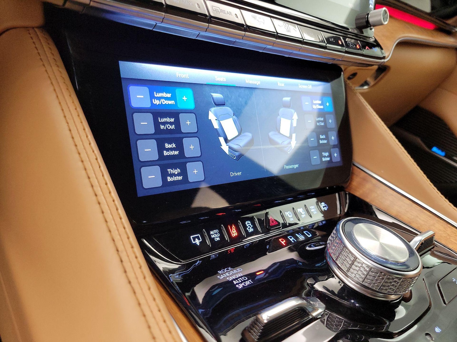 2022 Jeep Grand Wagoneer Series III - Photo 18