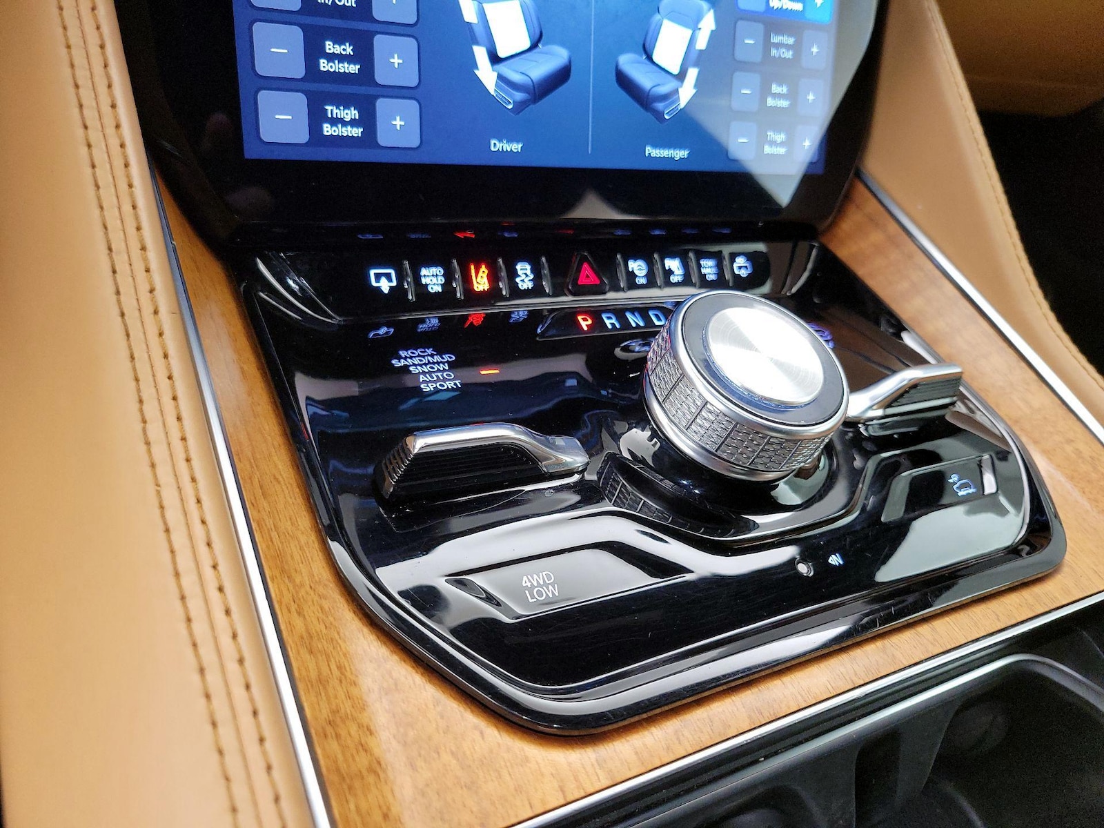2022 Jeep Grand Wagoneer Series III - Photo 19