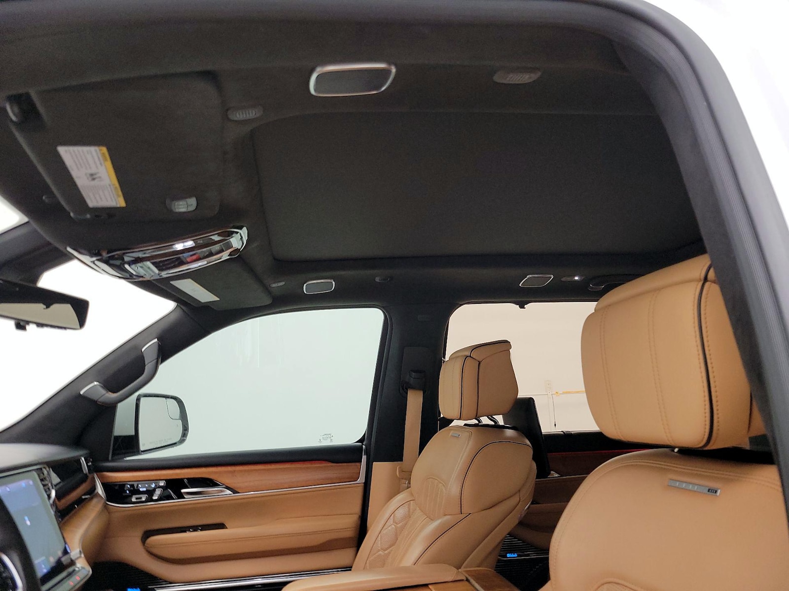 2022 Jeep Grand Wagoneer Series III - Photo 20