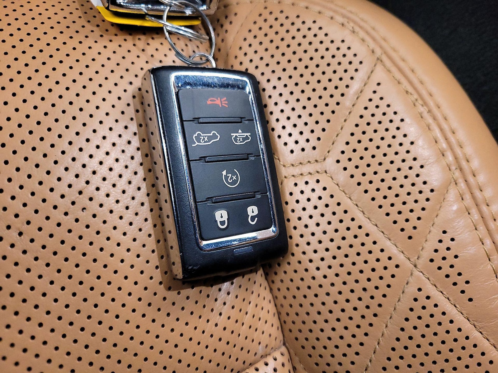 2022 Jeep Grand Wagoneer Series III - Photo 25