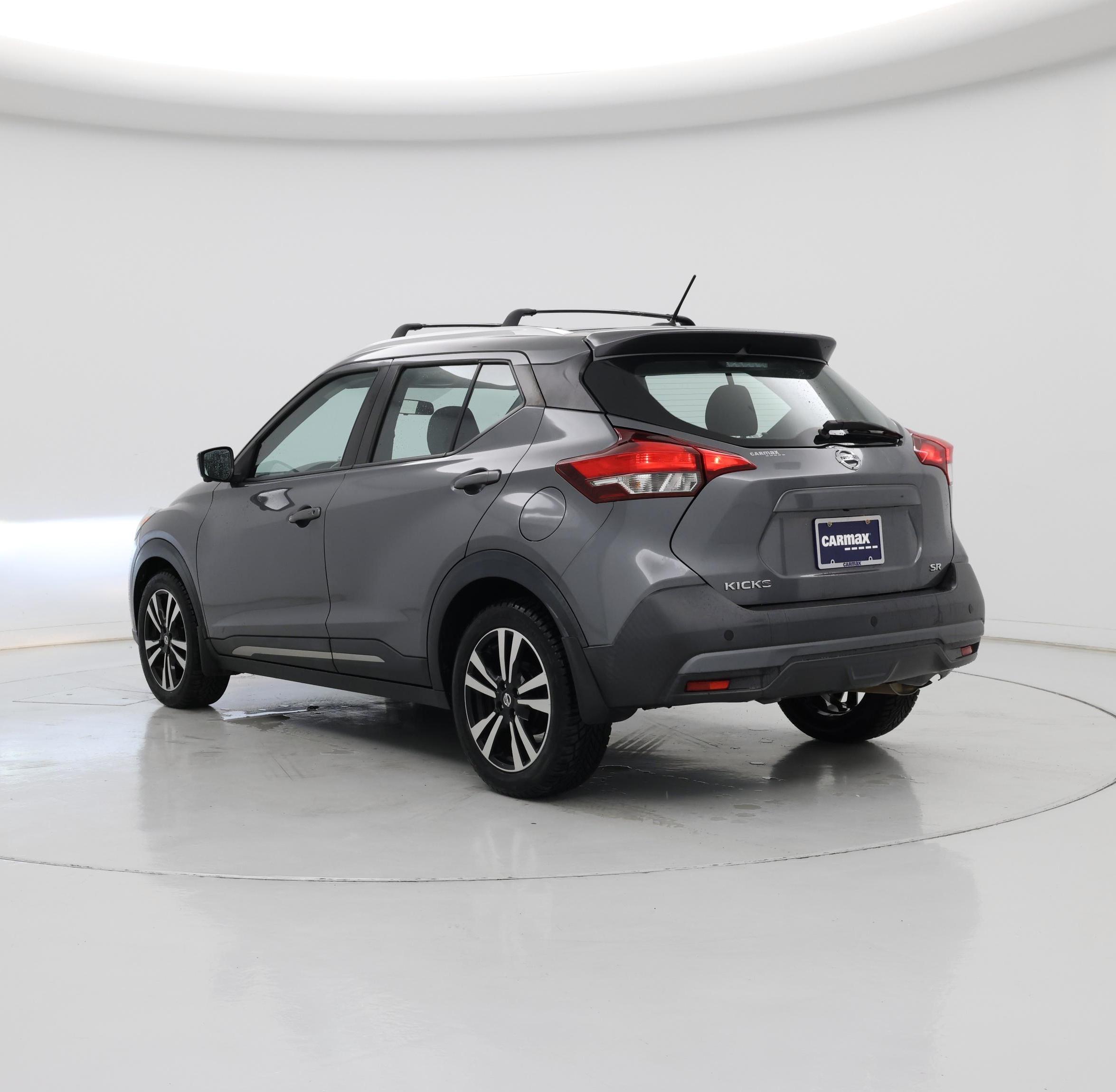 Thumbnail: 2019 Nissan Kicks - 2