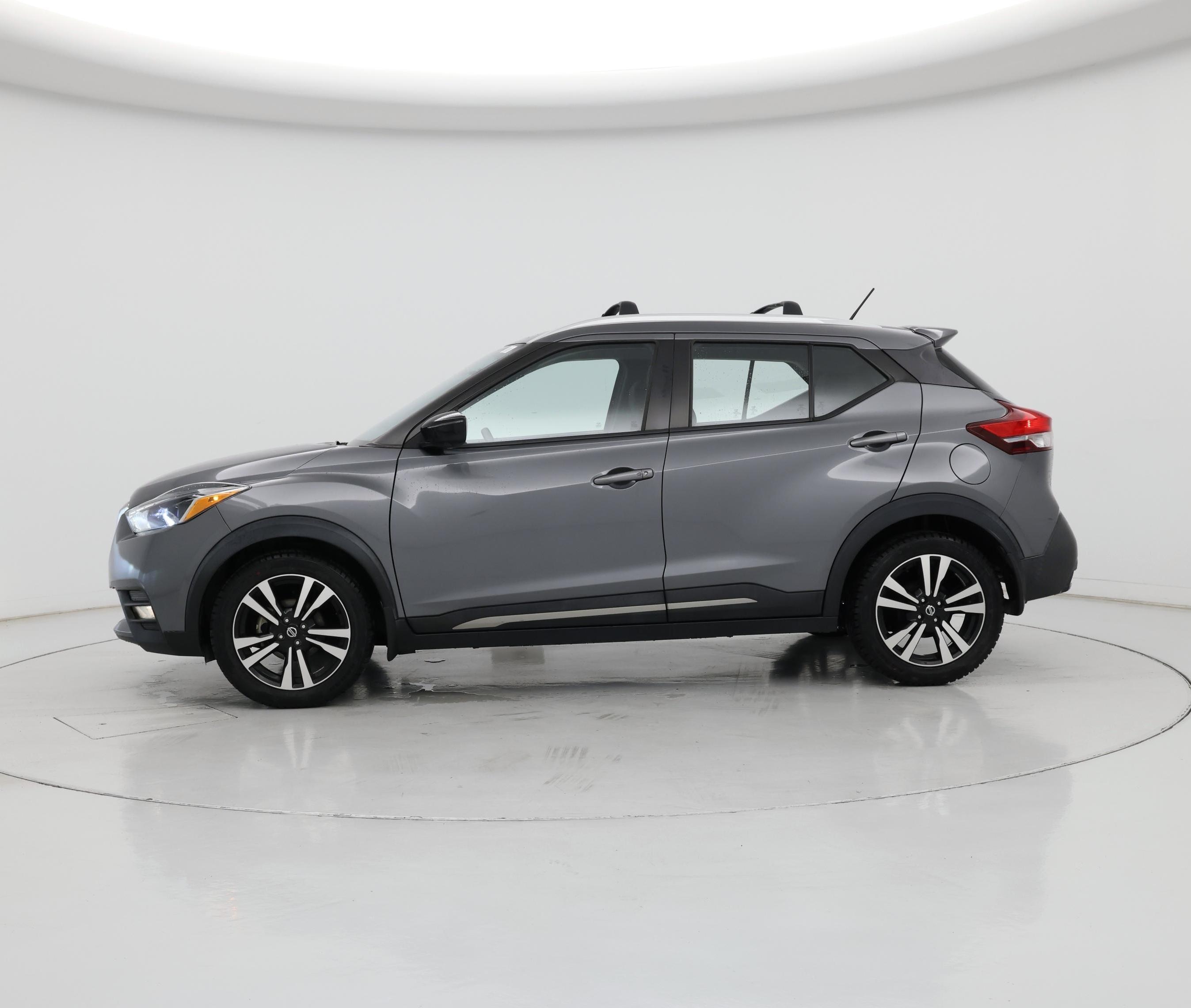 Thumbnail: 2019 Nissan Kicks - 3