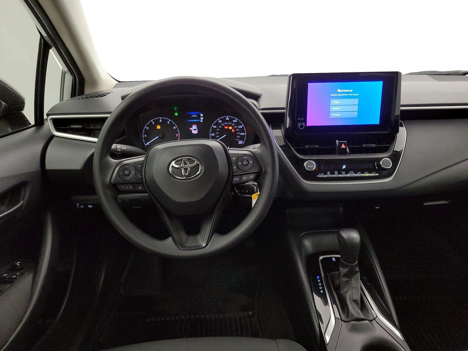 2023 Toyota Corolla LE - Photo 11