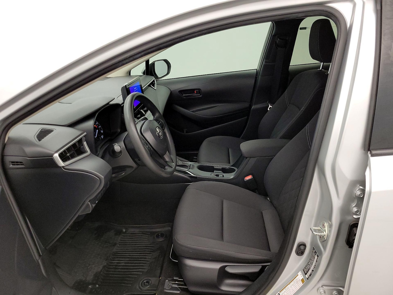 2023 Toyota Corolla LE - Photo 12